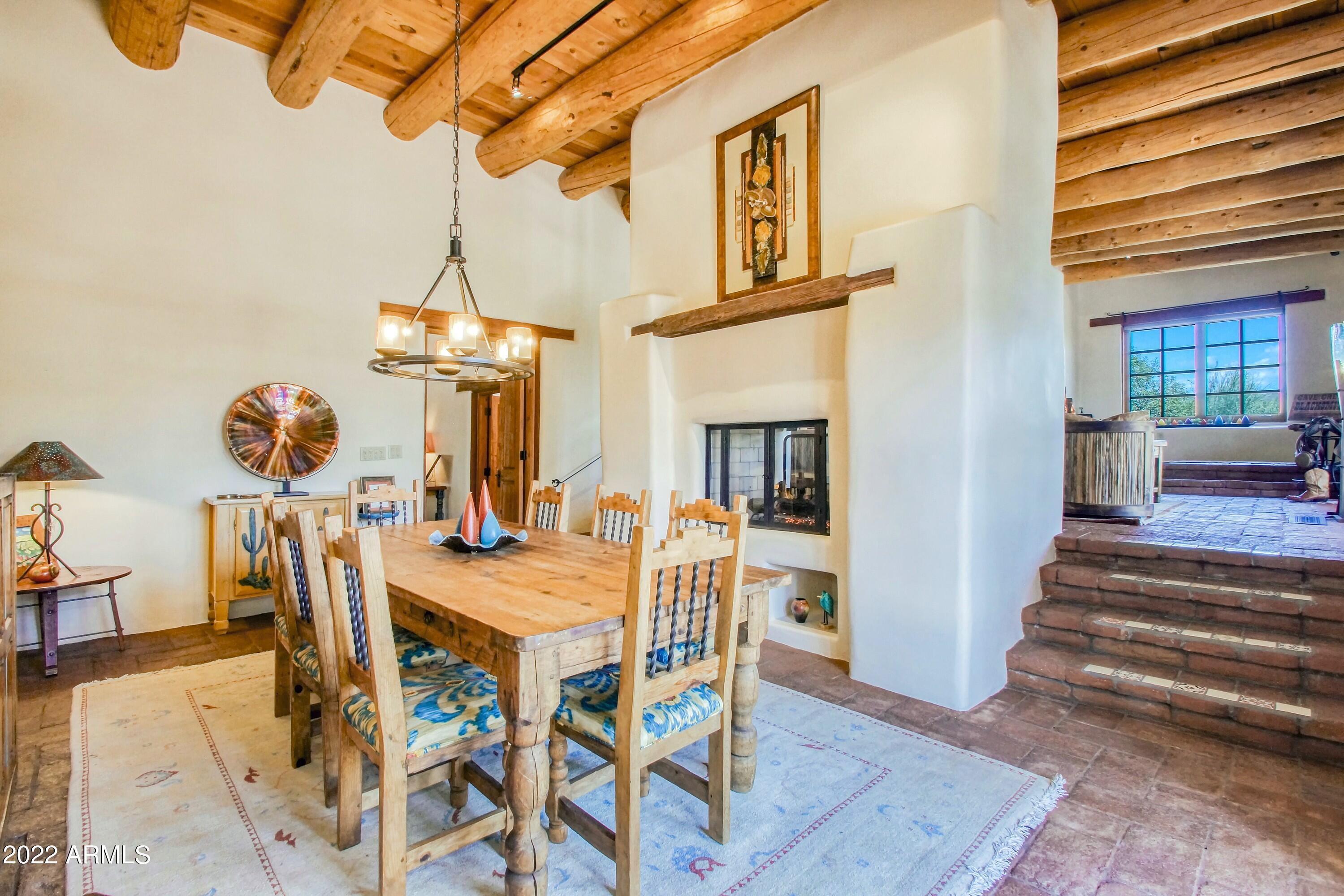 7614 E ROCKING CHAIR Road