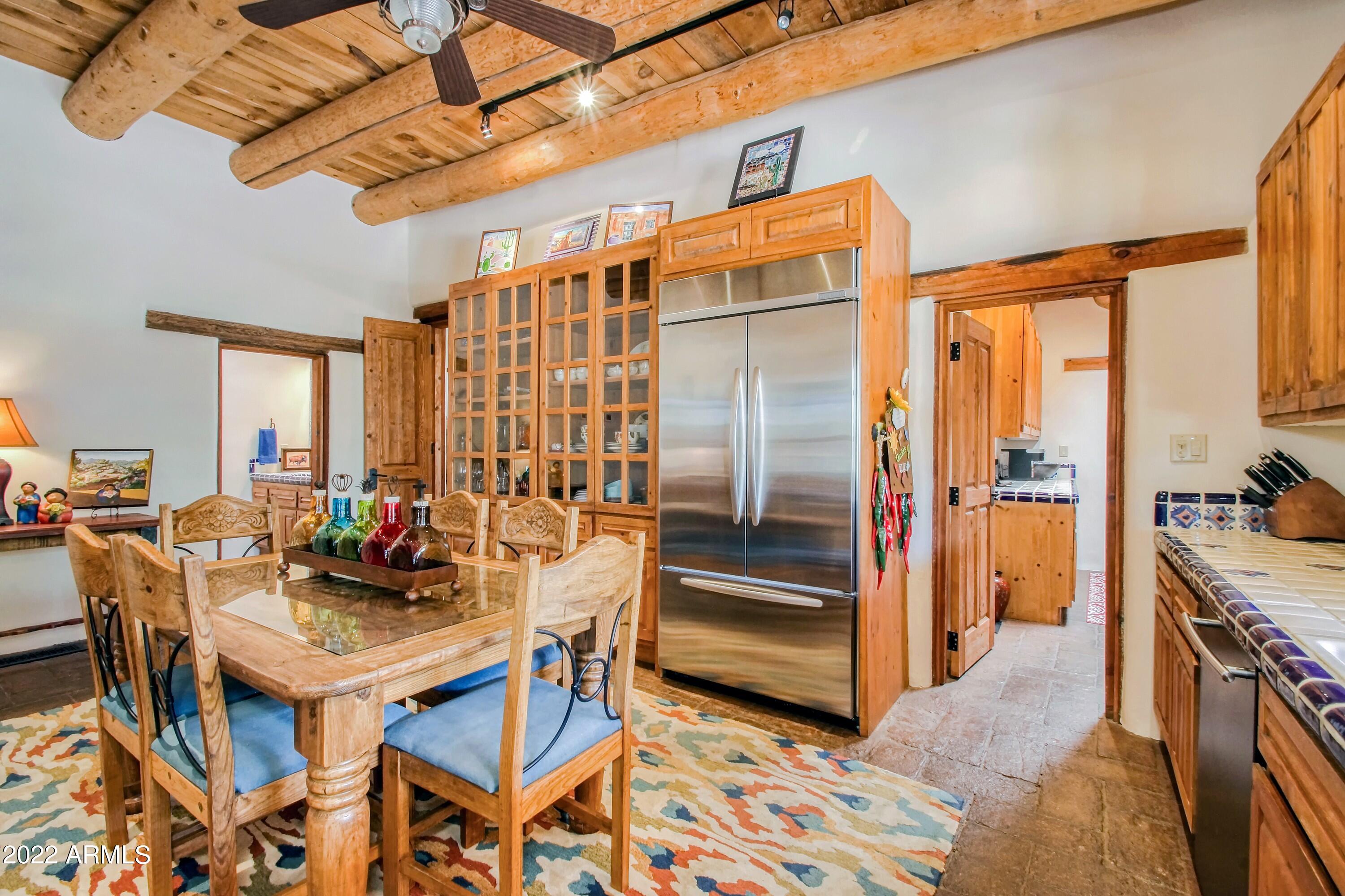 7614 E ROCKING CHAIR Road