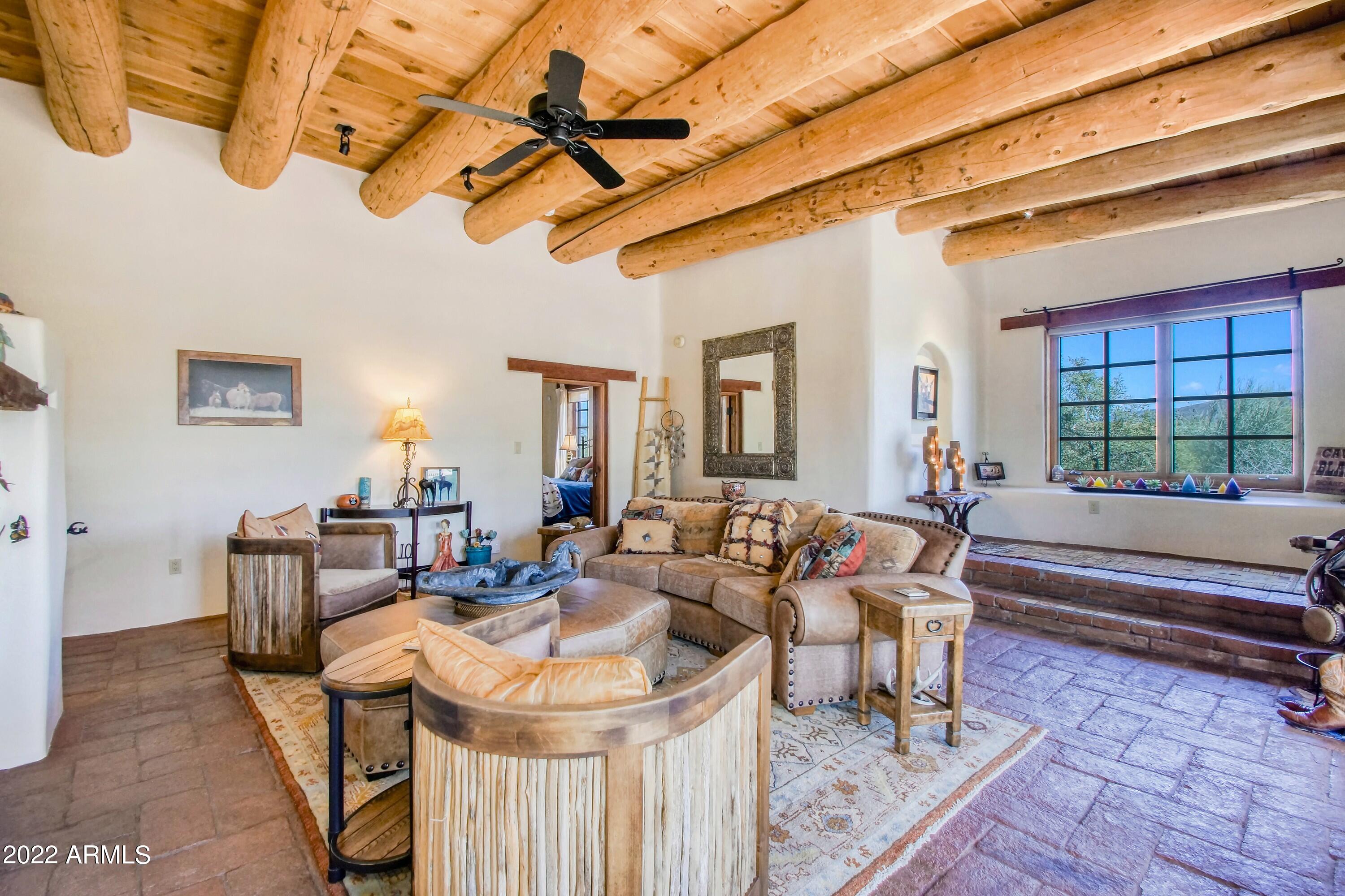 7614 E ROCKING CHAIR Road