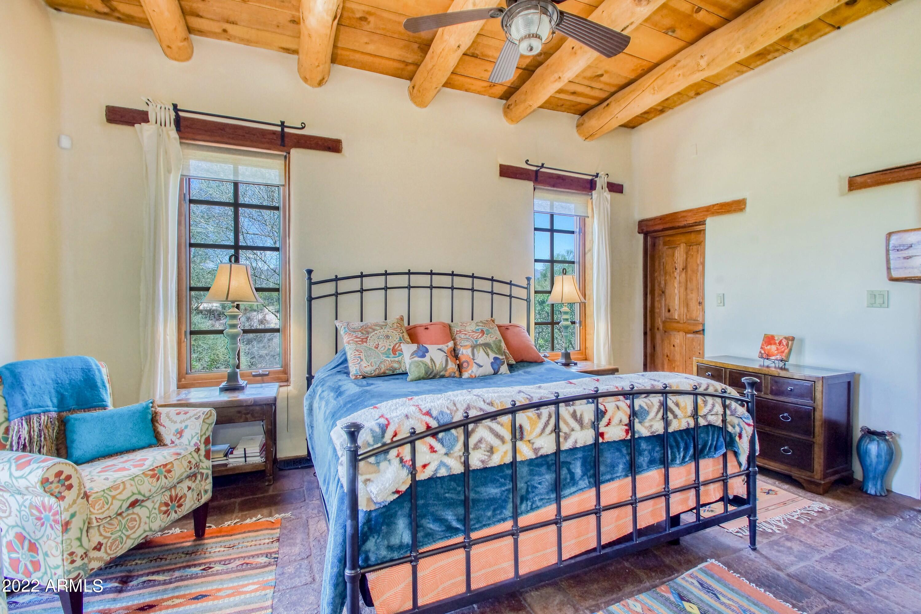 7614 E ROCKING CHAIR Road