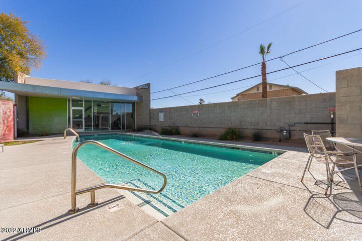 1111 W University Drive Unit: 1028