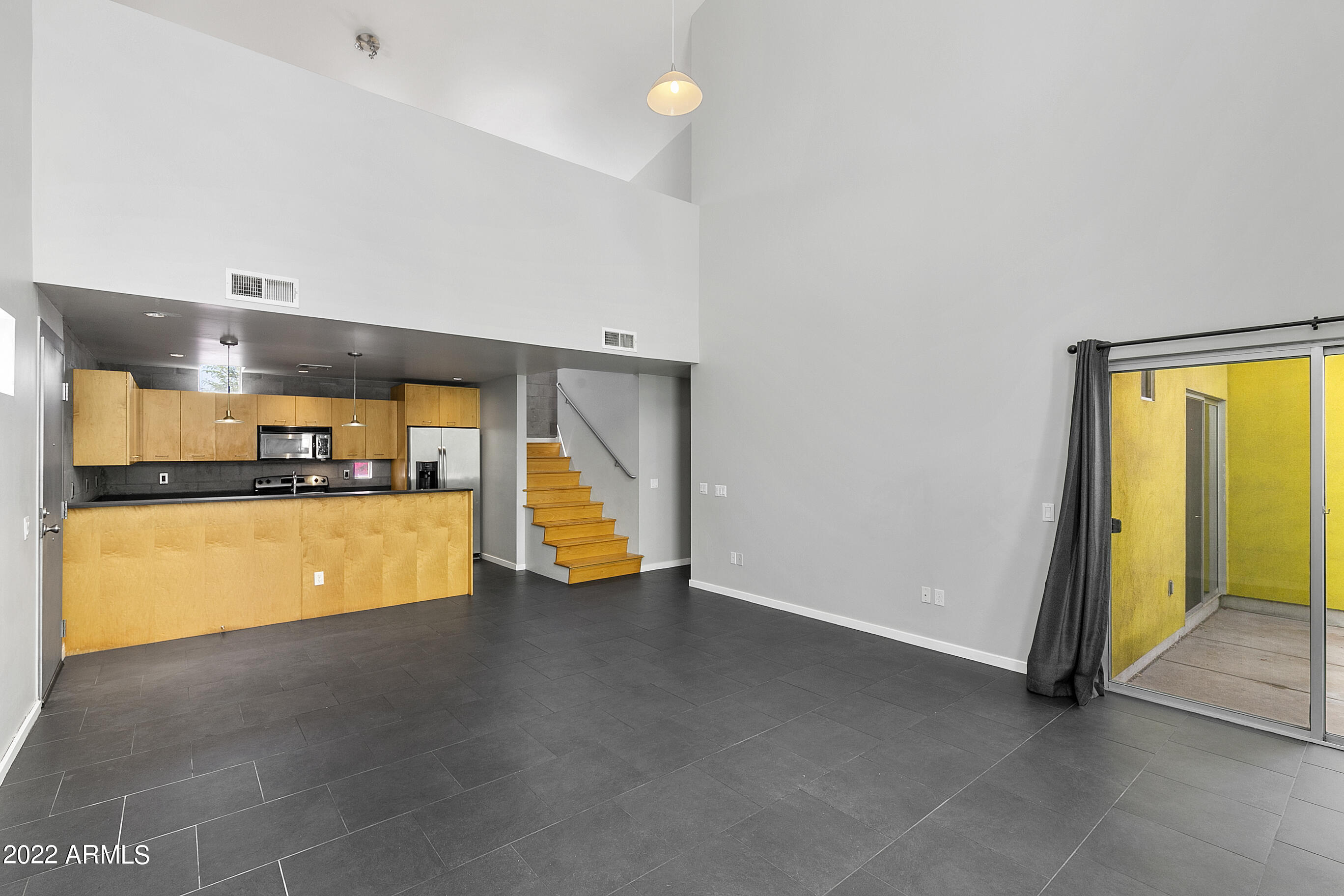 1111 W University Drive Unit: 1028