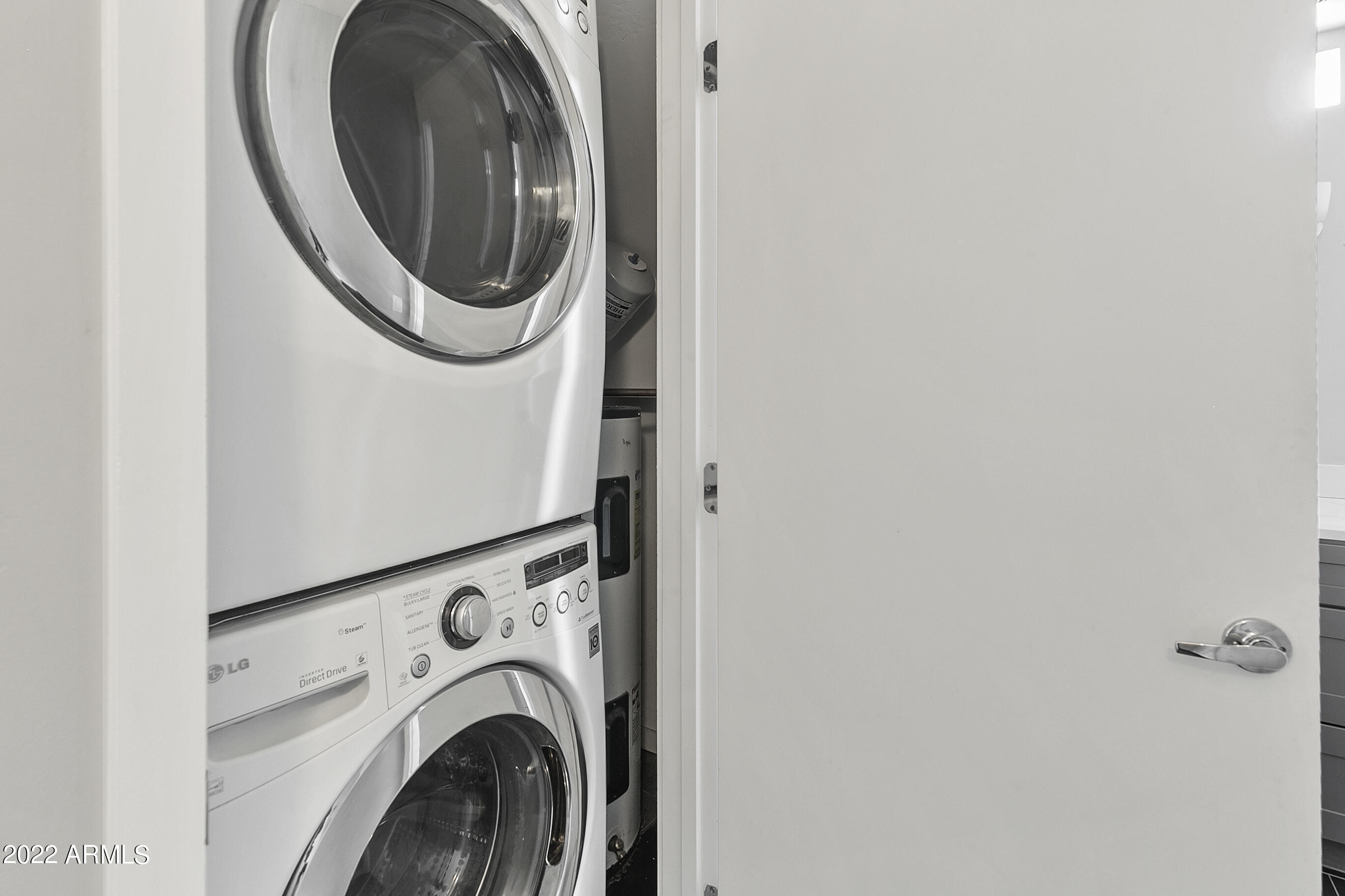 1111 W University Drive Unit: 1028