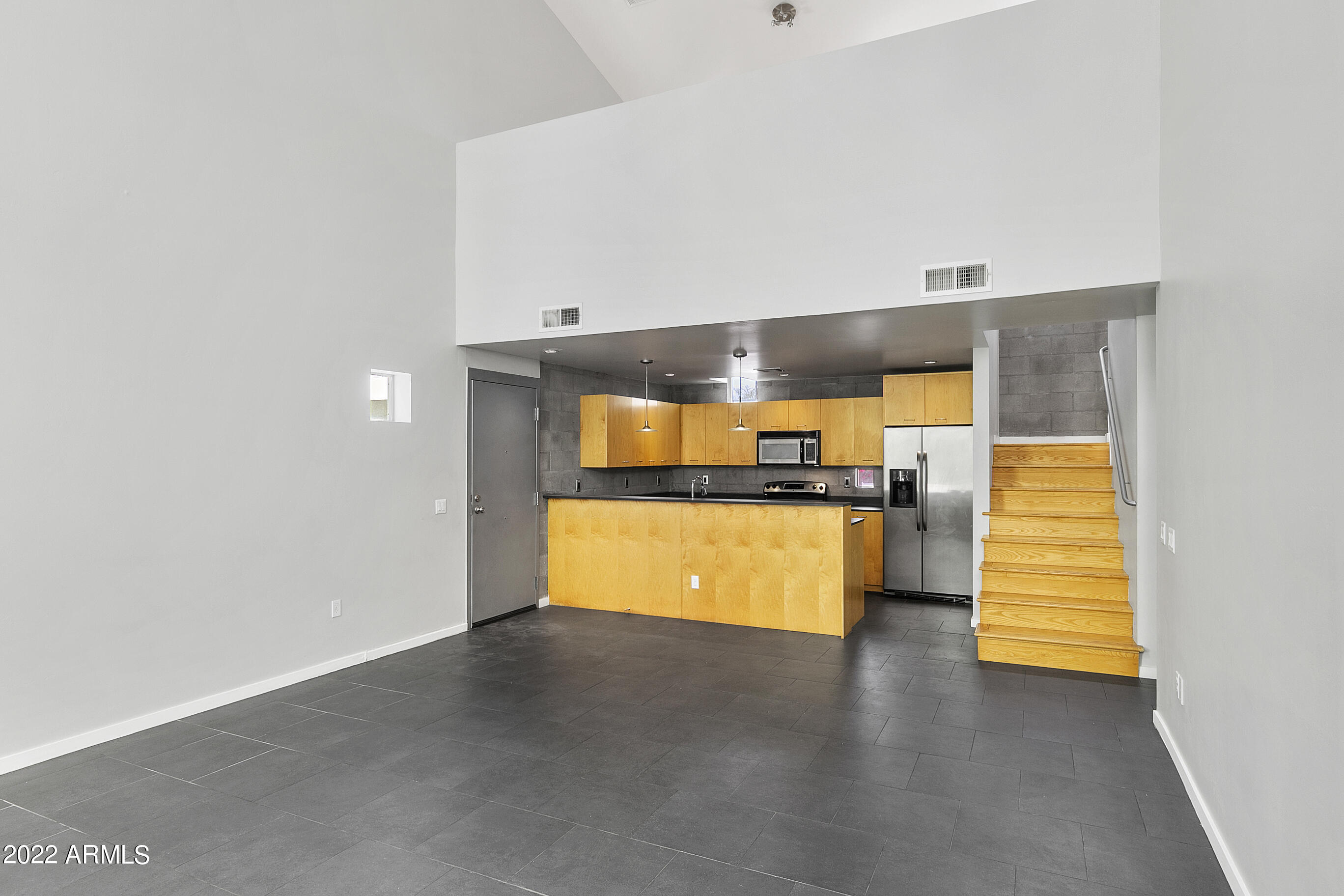 1111 W University Drive Unit: 1028