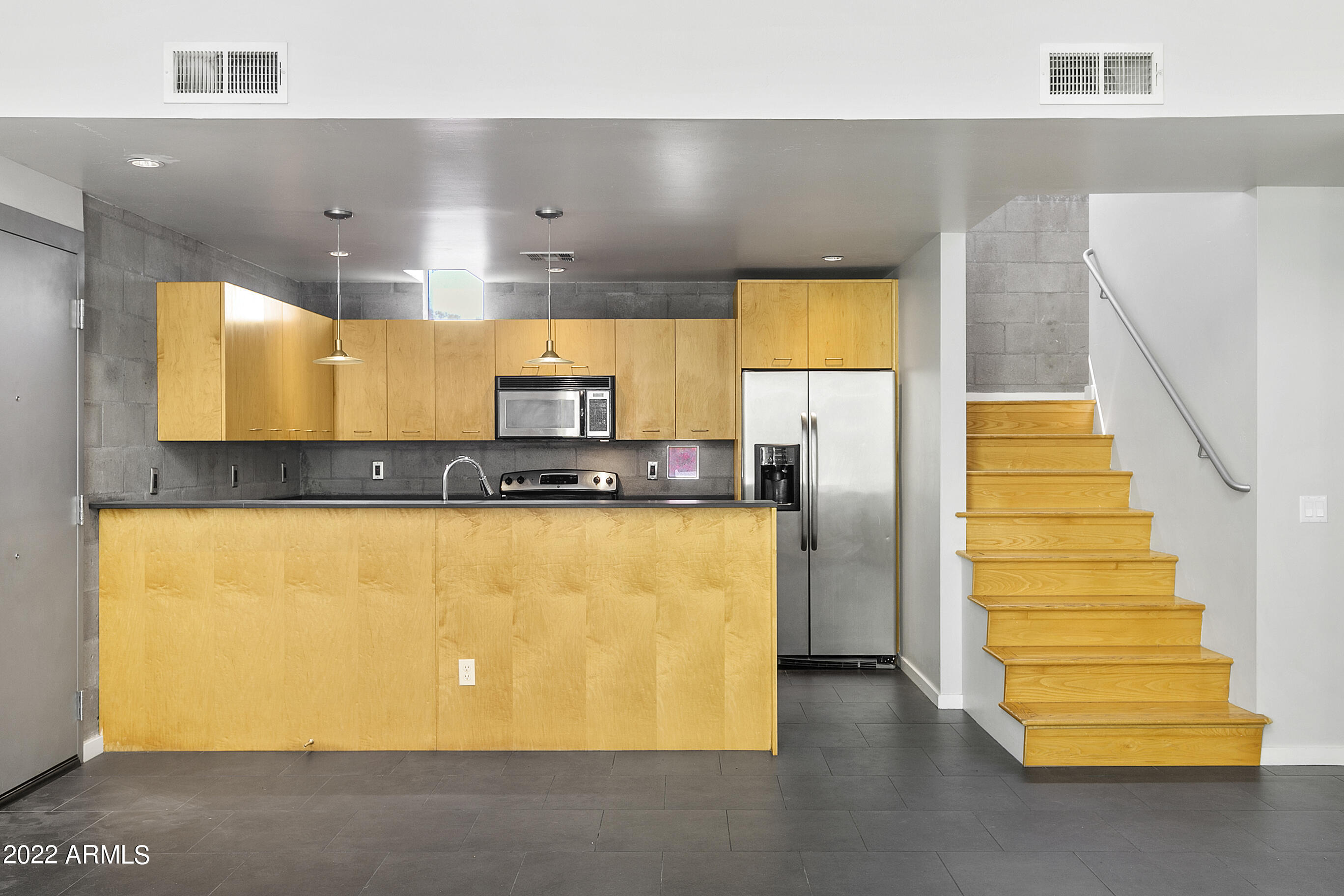 1111 W University Drive Unit: 1028