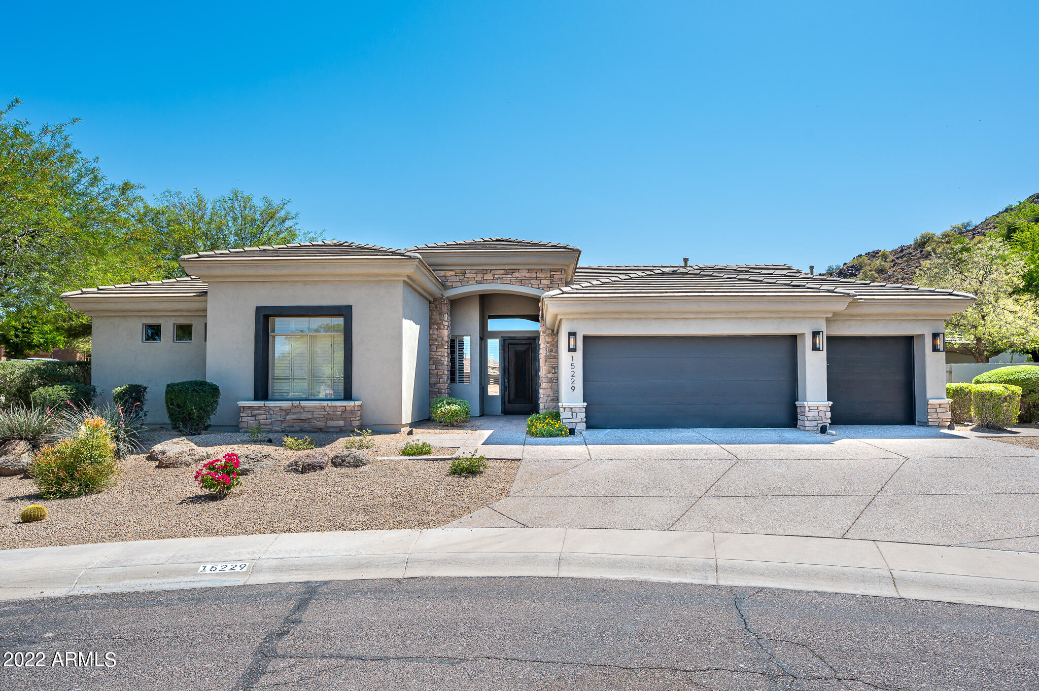 15229 E MARIGOLD Court