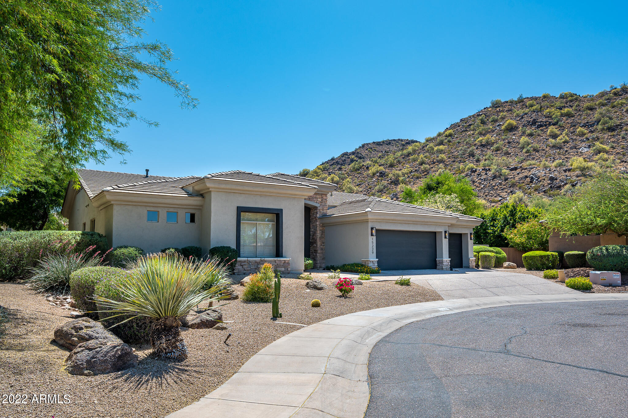 15229 E MARIGOLD Court