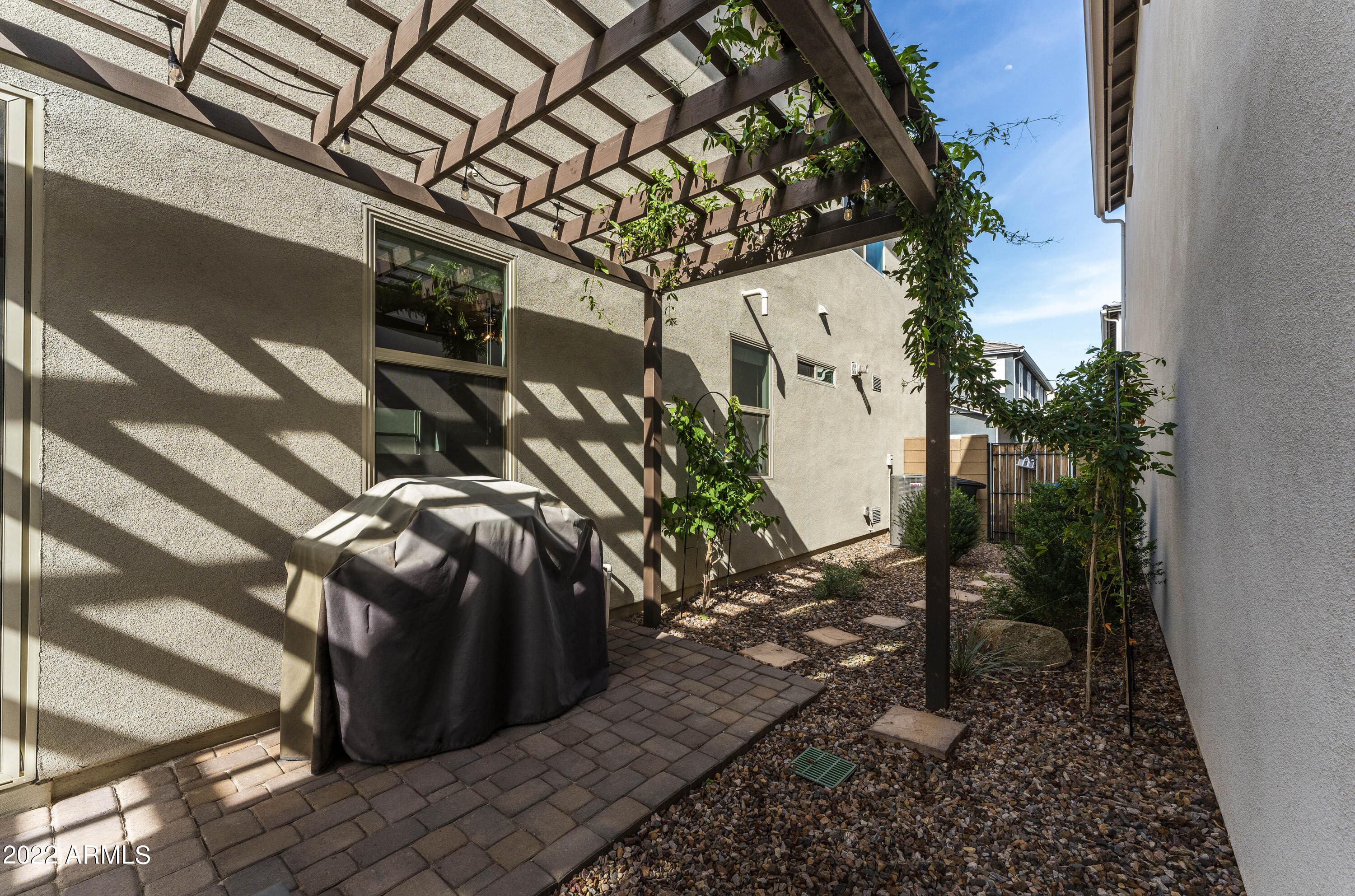 4582 S MONTANA Drive