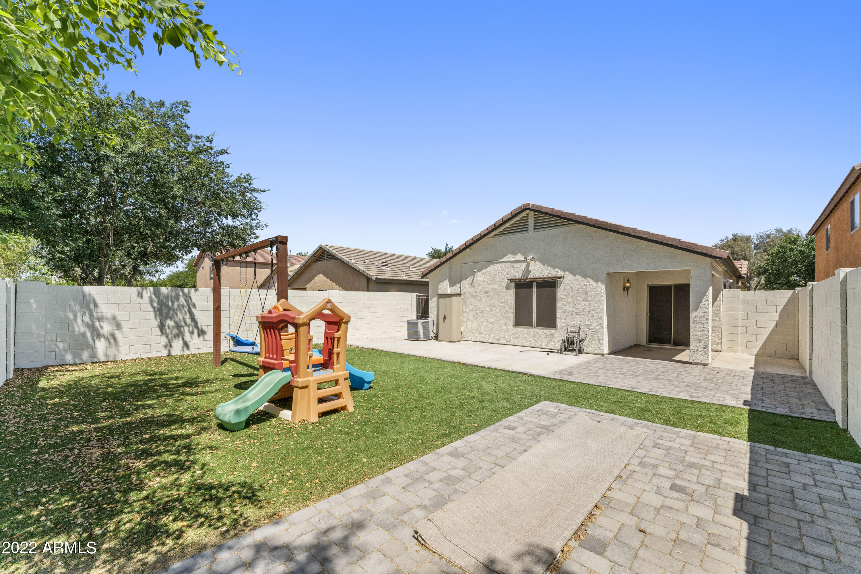 385 E PENNY Lane