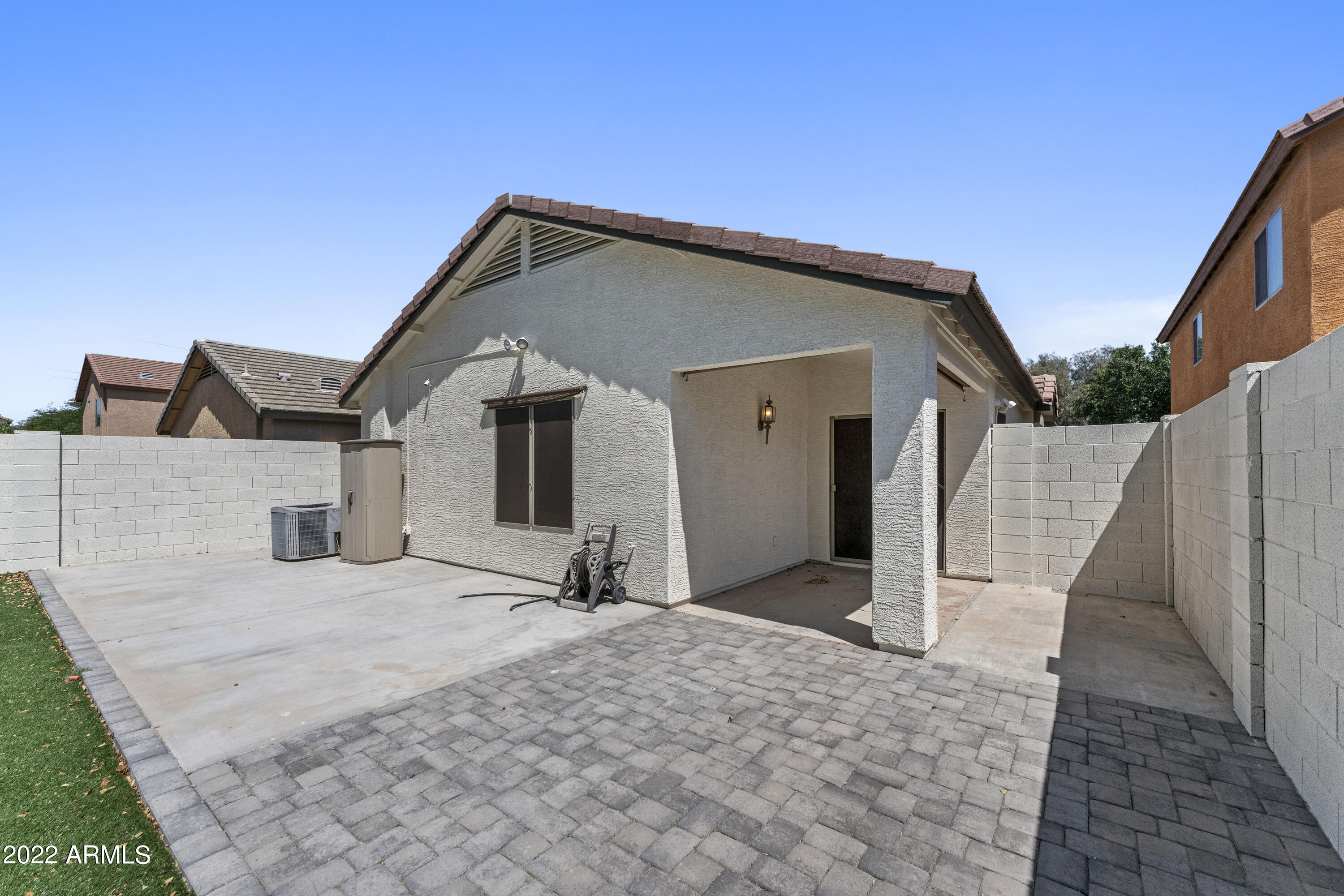 385 E PENNY Lane