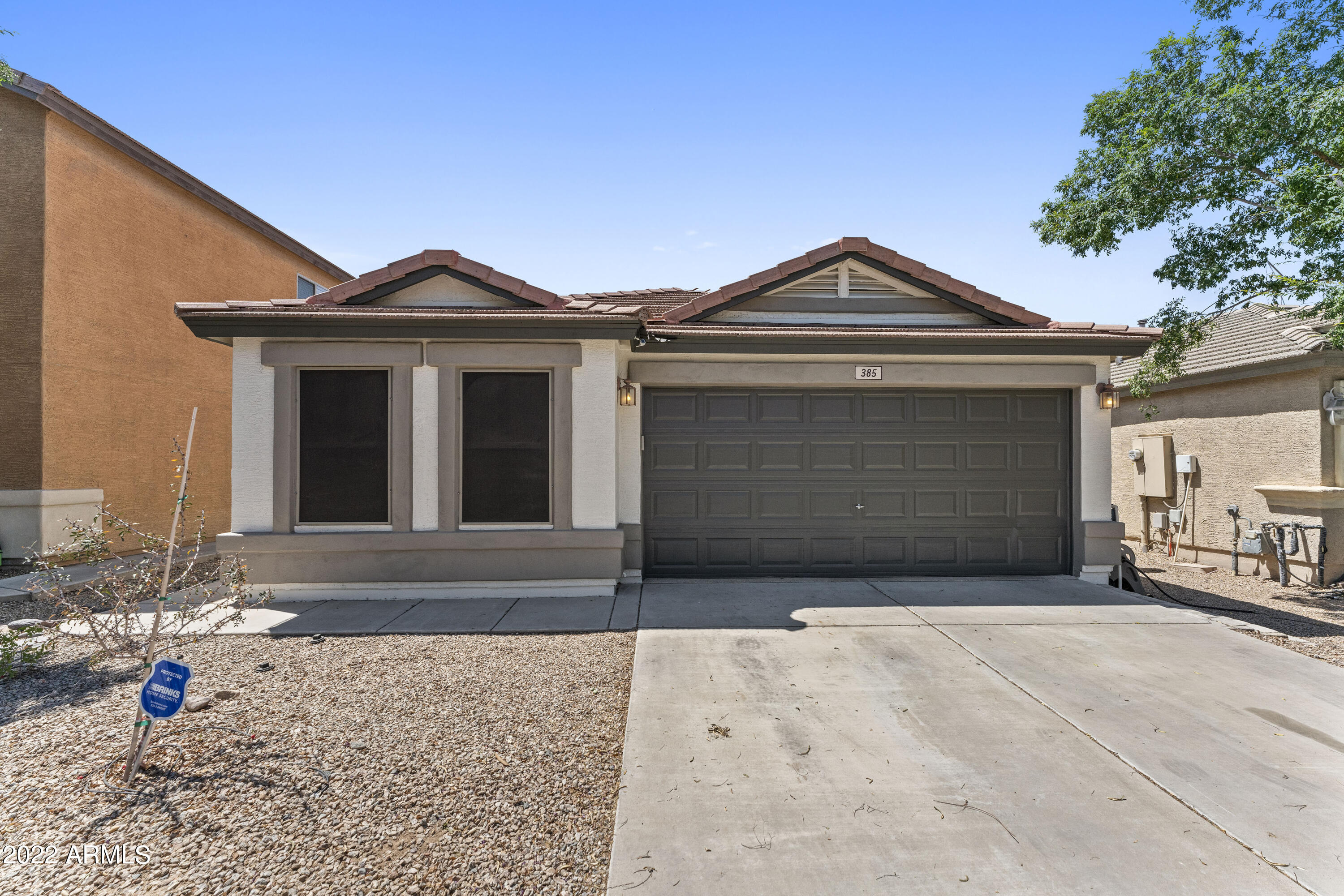 385 E PENNY Lane