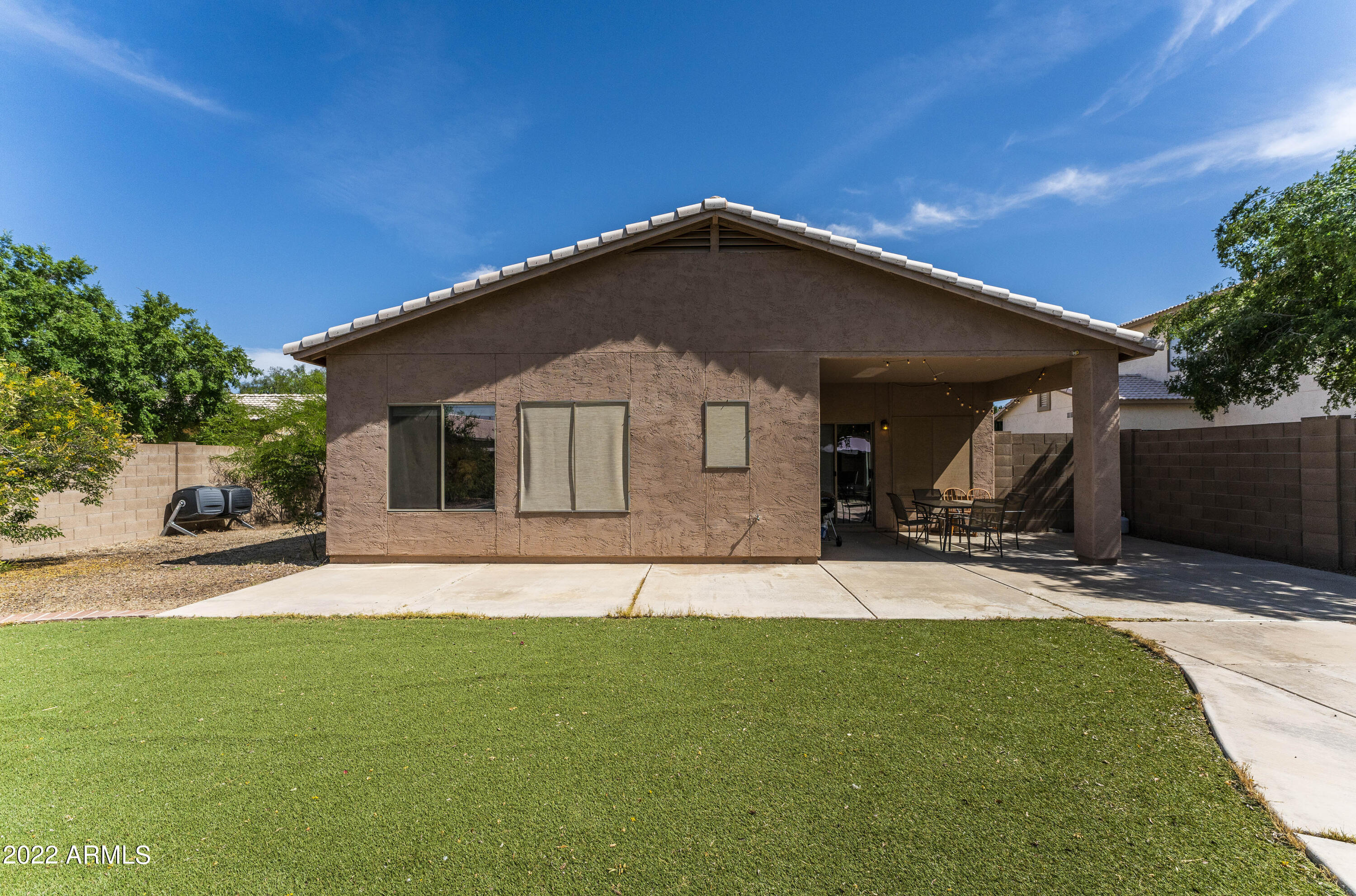 546 E SHAWNEE Road