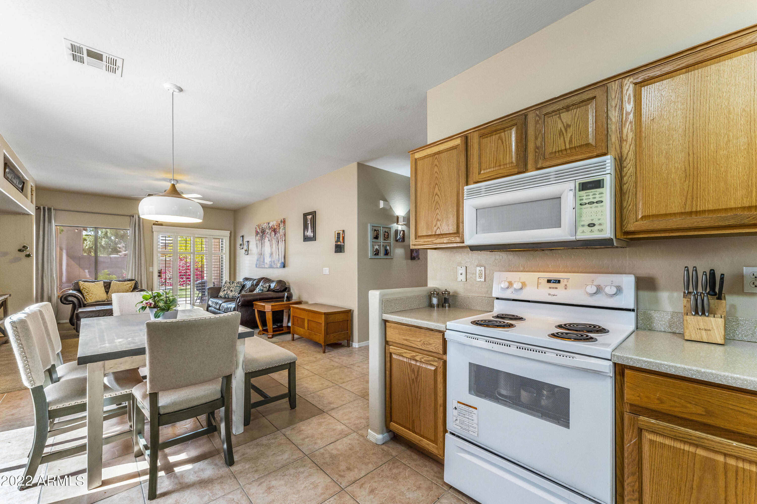 546 E SHAWNEE Road