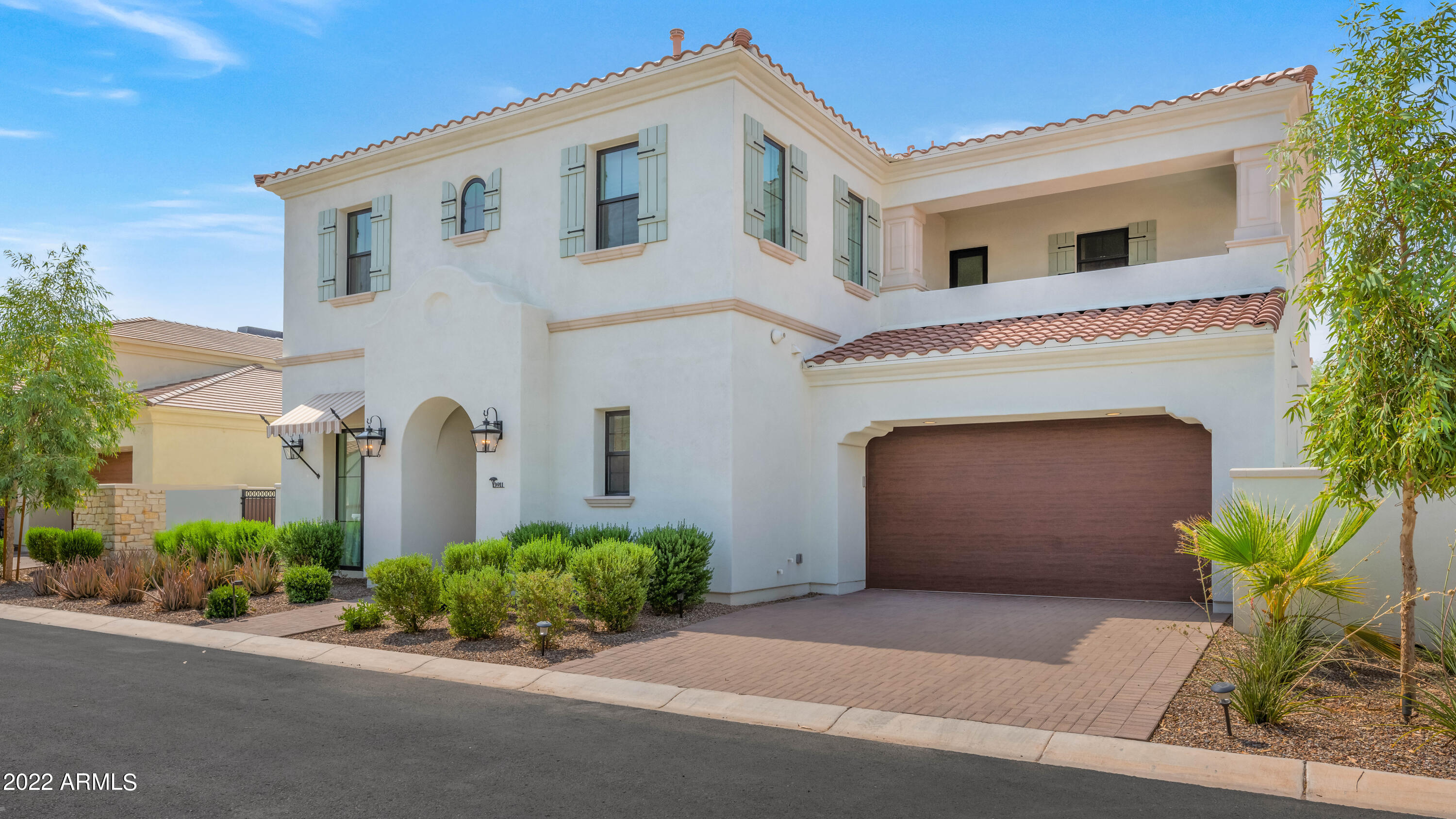 3911 E SHEILA Lane