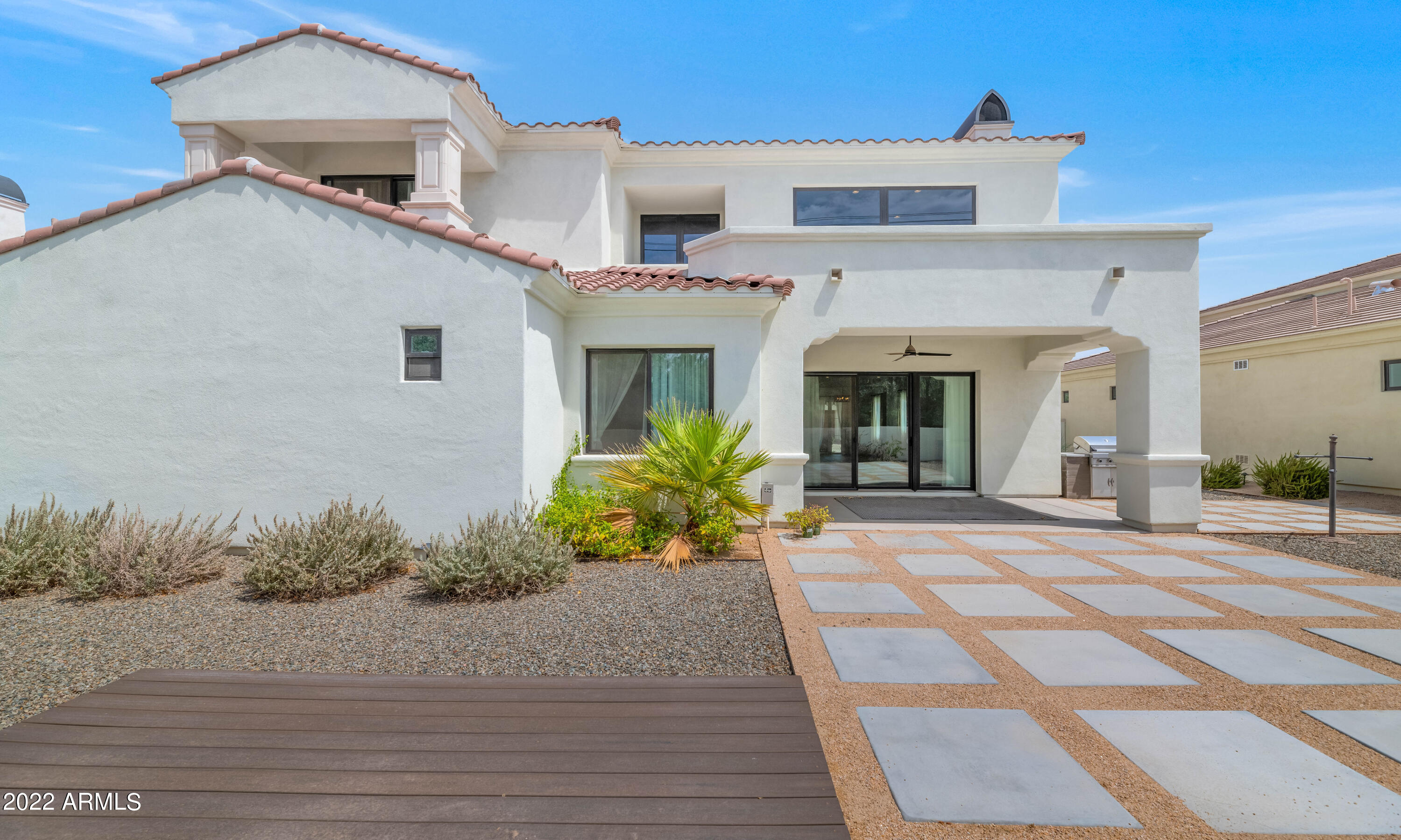 3911 E SHEILA Lane