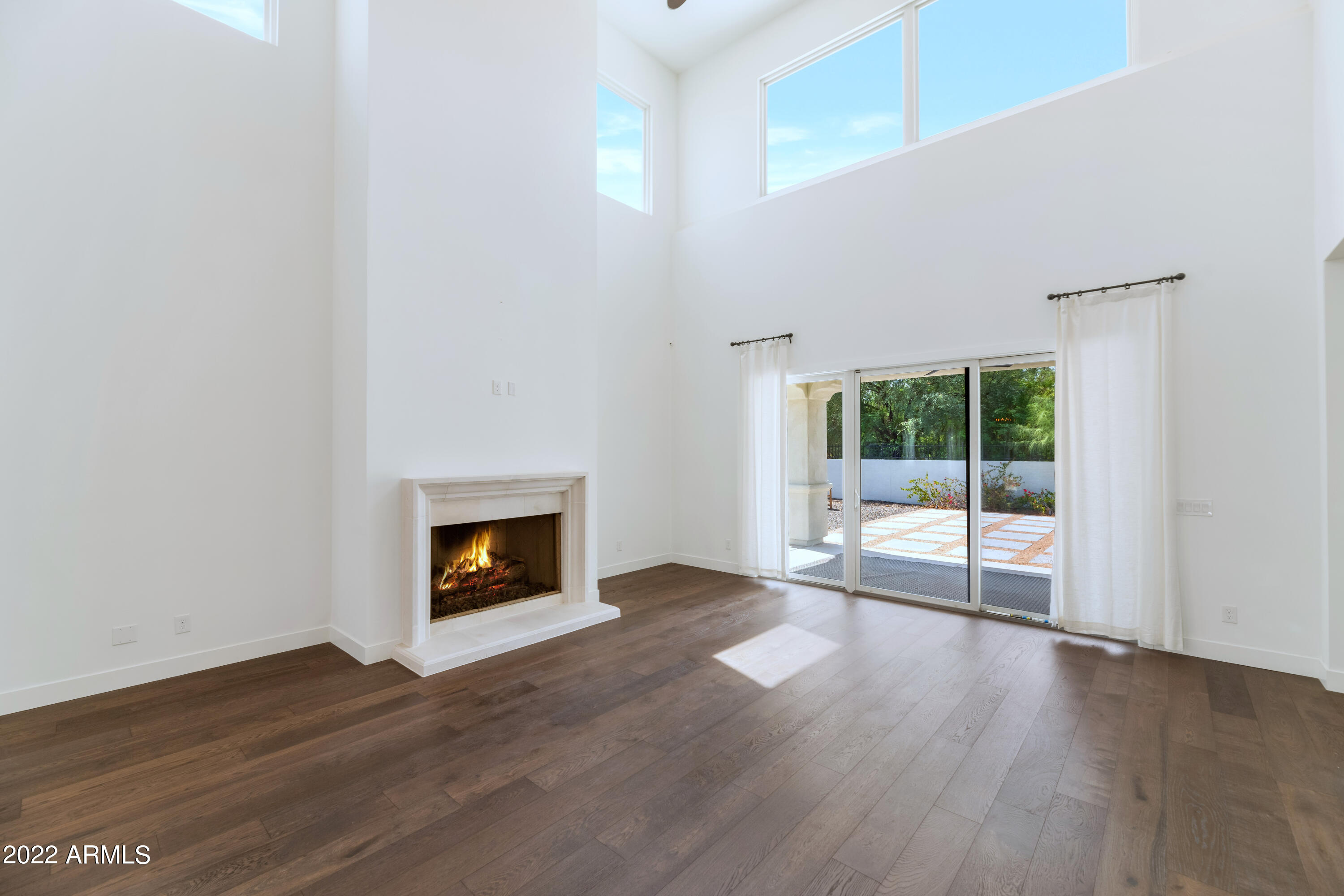 3911 E SHEILA Lane