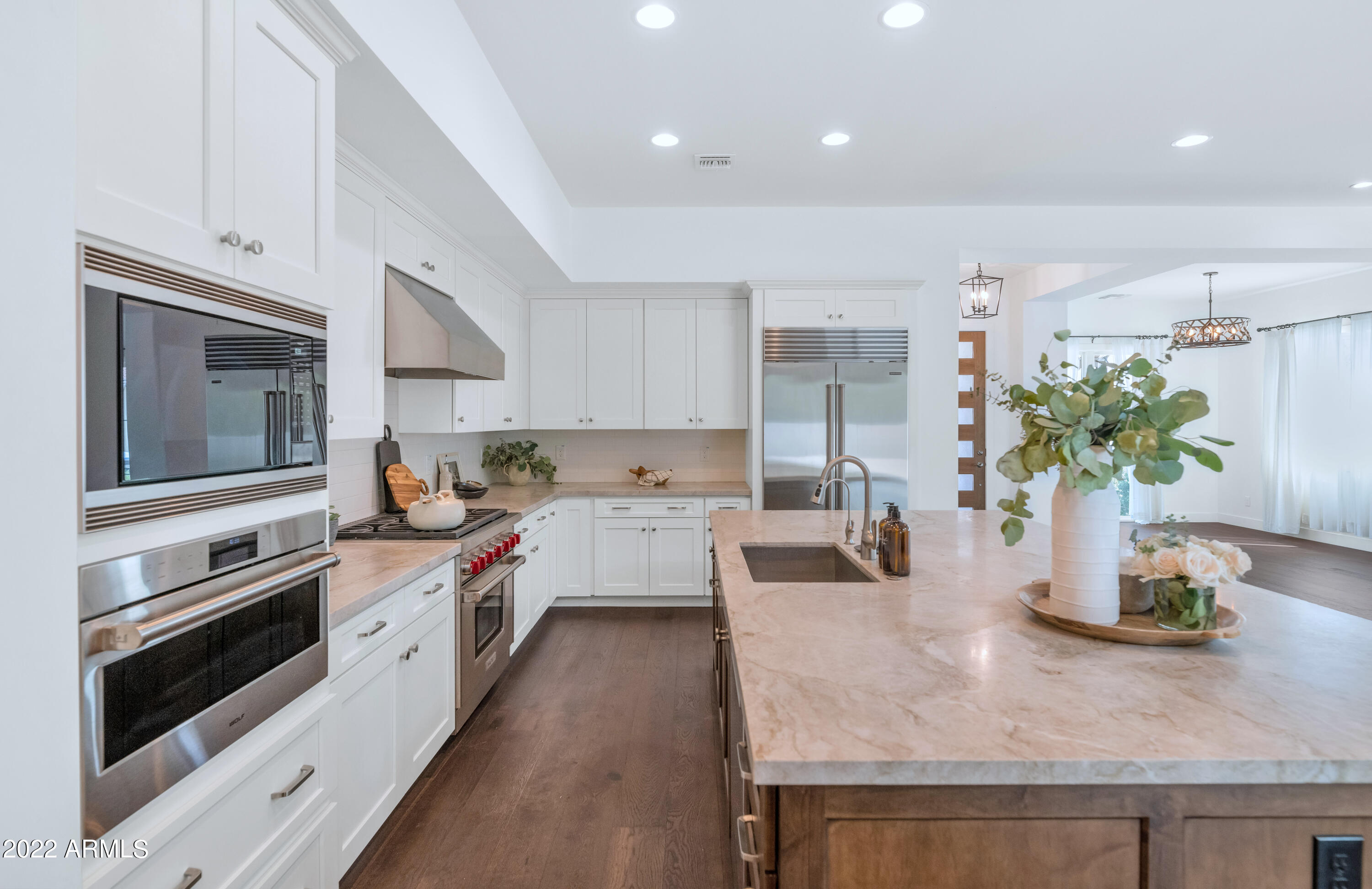 3911 E SHEILA Lane