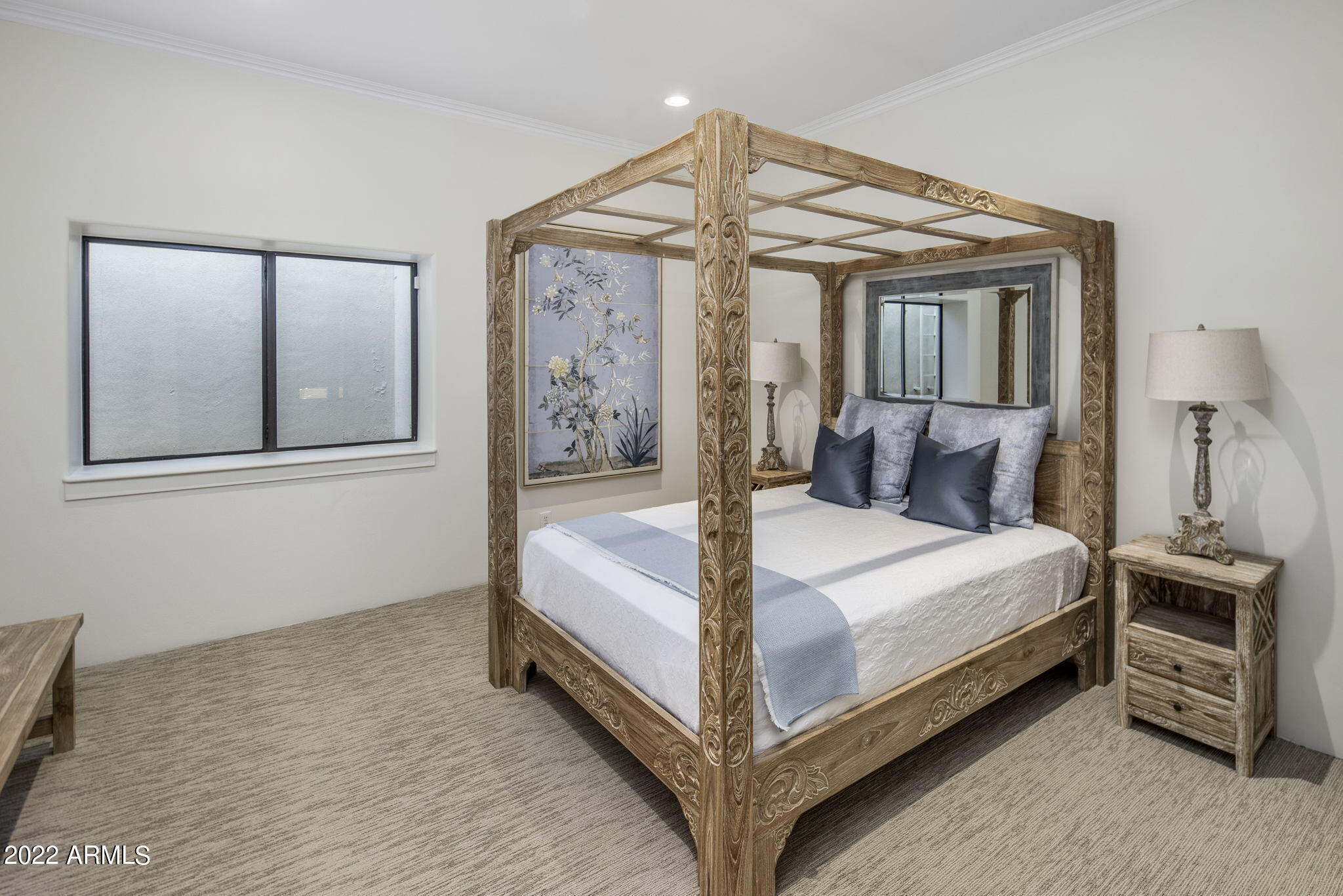 8487 N Canta Bello --