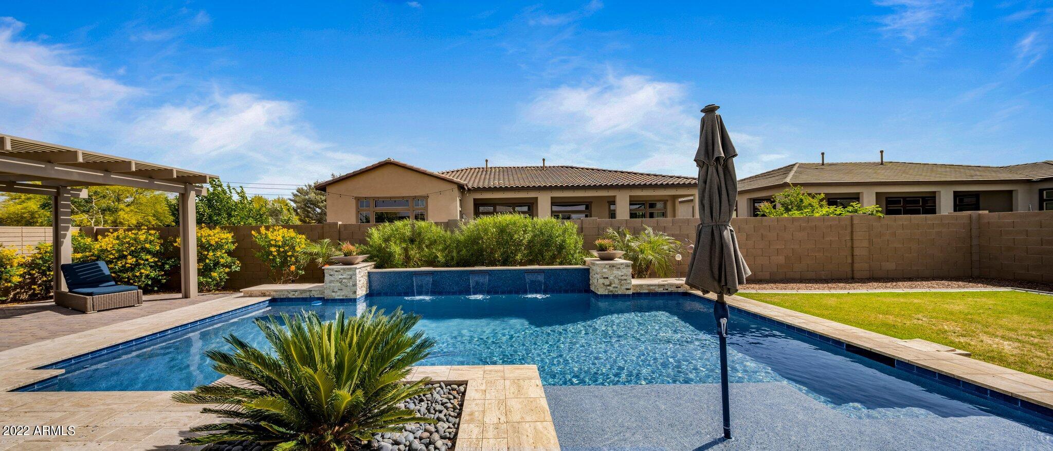 3655 E Gemini Place