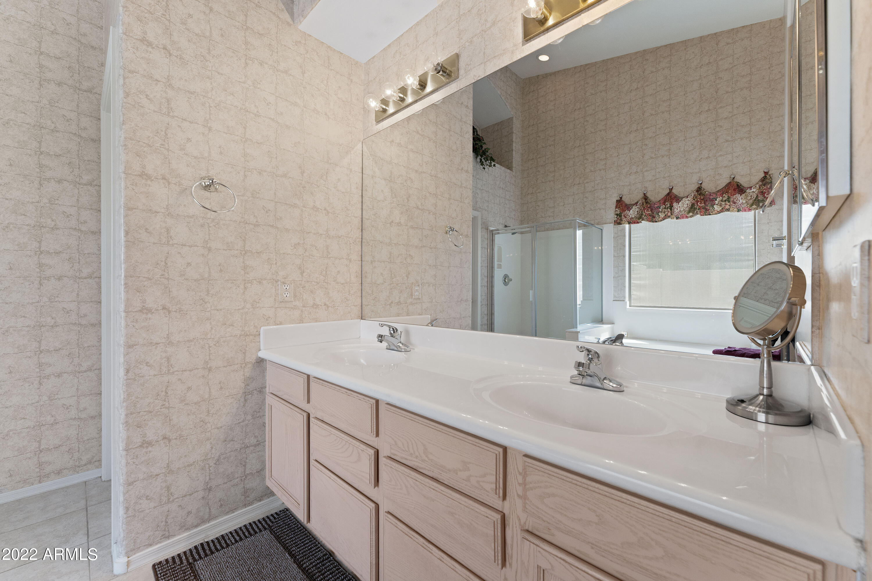 8747 W Maui Lane