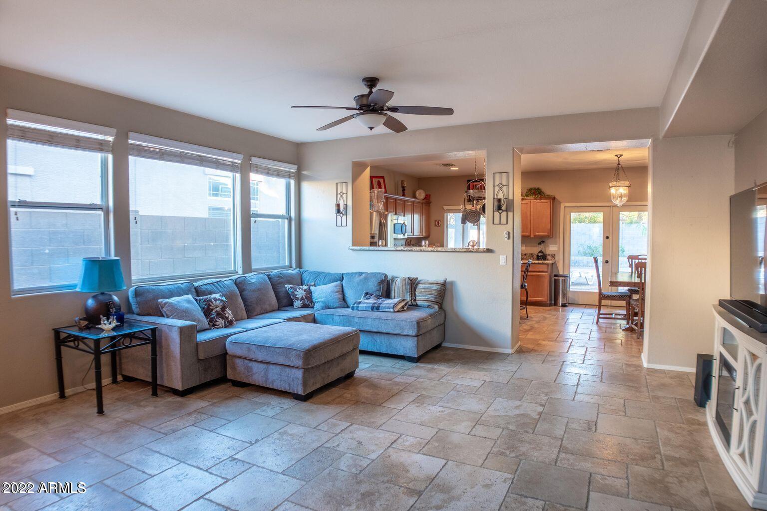 4533 E COUNTY DOWN Drive