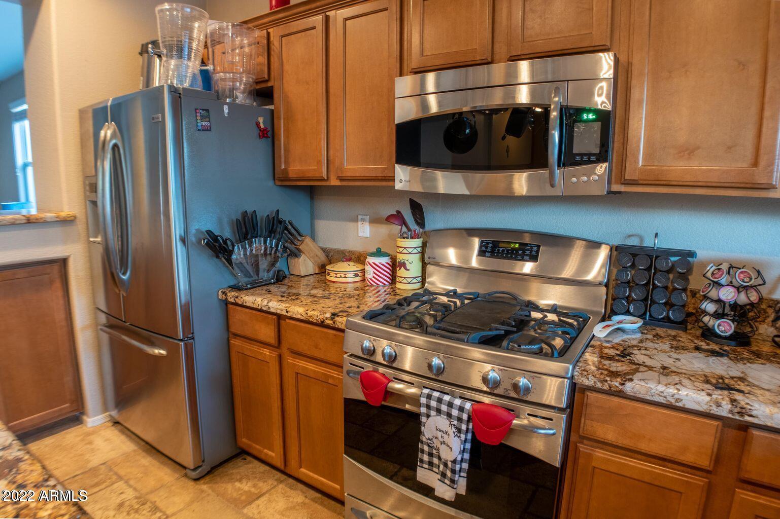 4533 E COUNTY DOWN Drive