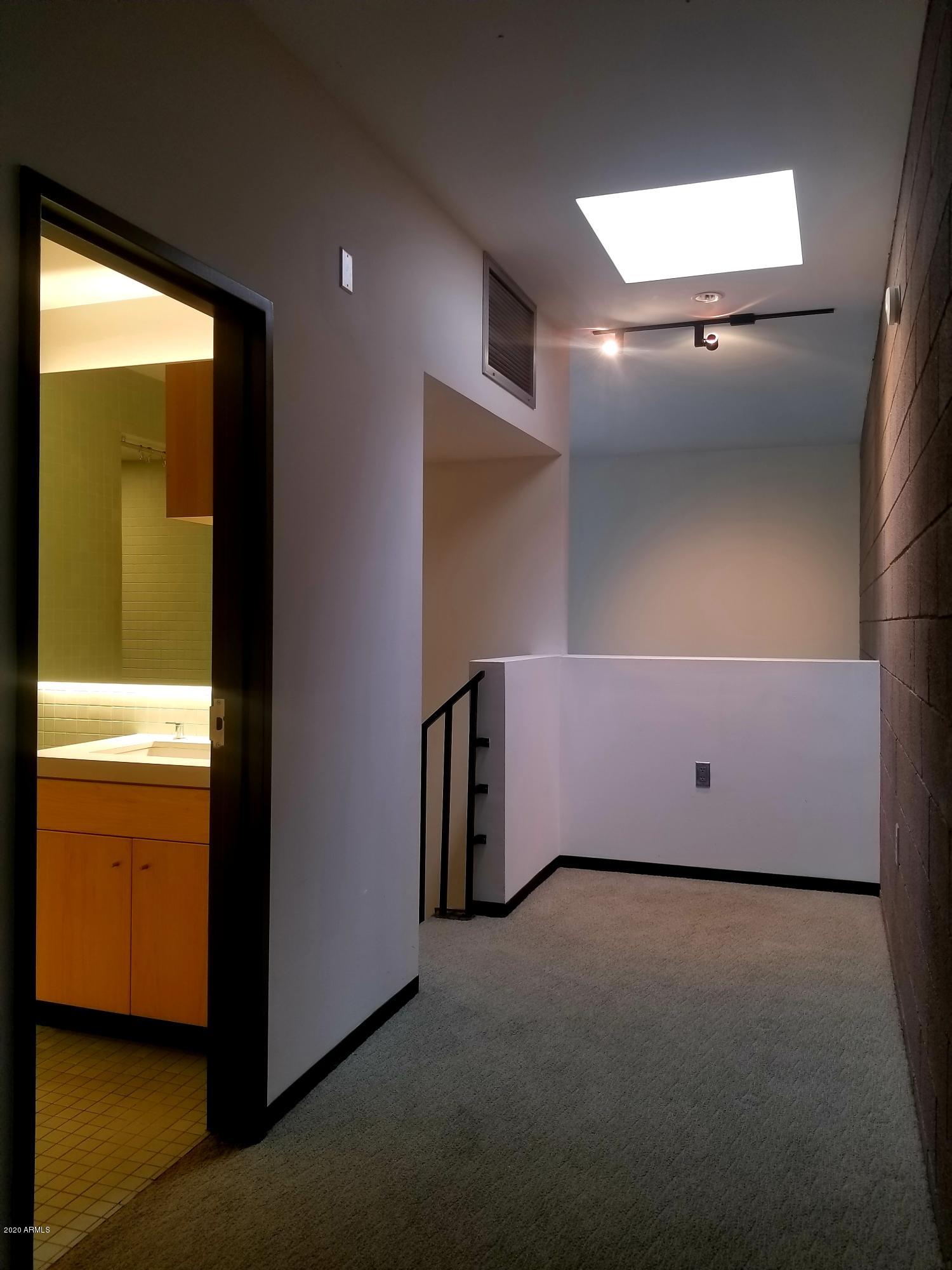 525 E WILLETTA Street Unit: 8