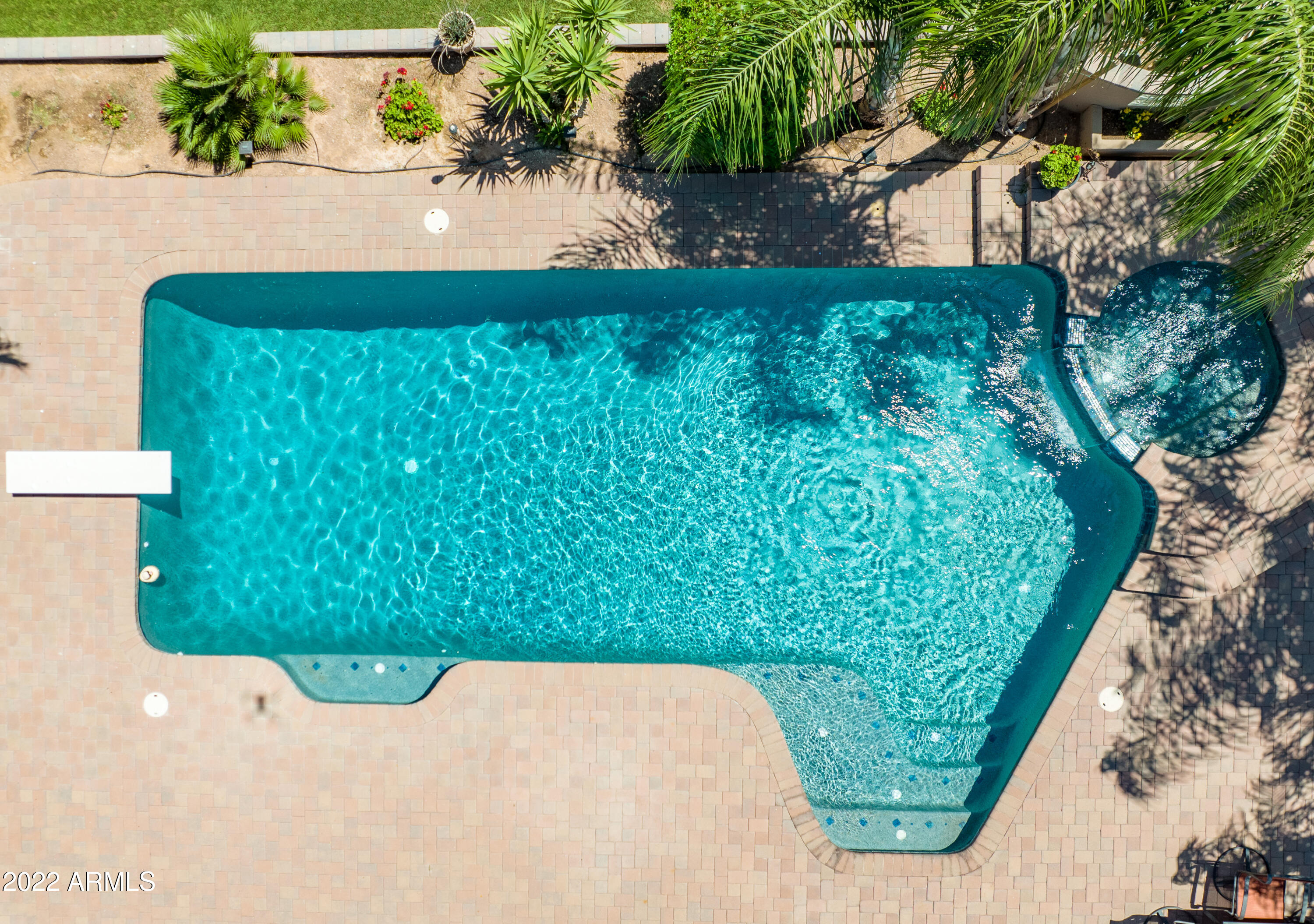 3635 E OASIS Circle