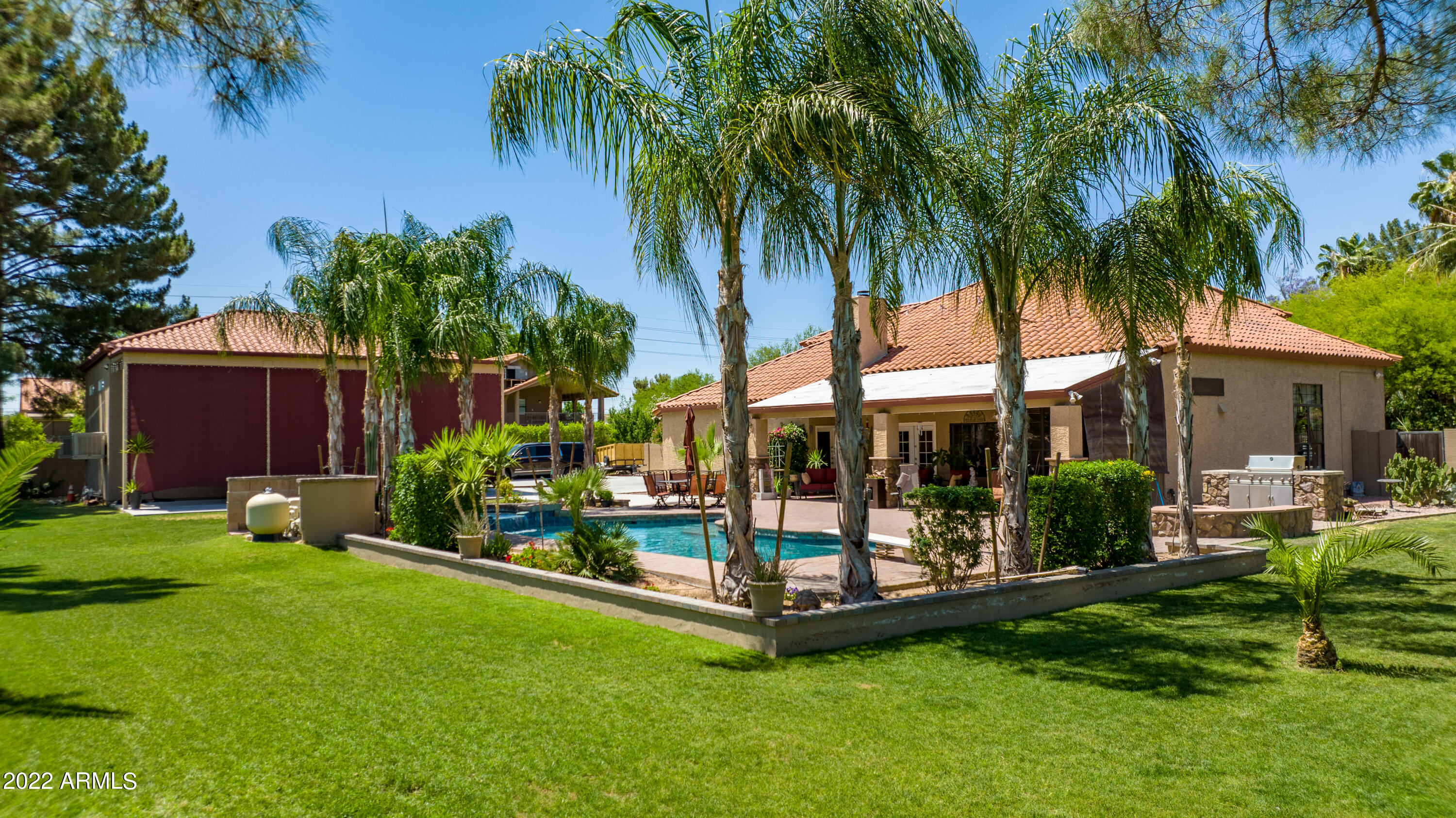3635 E OASIS Circle