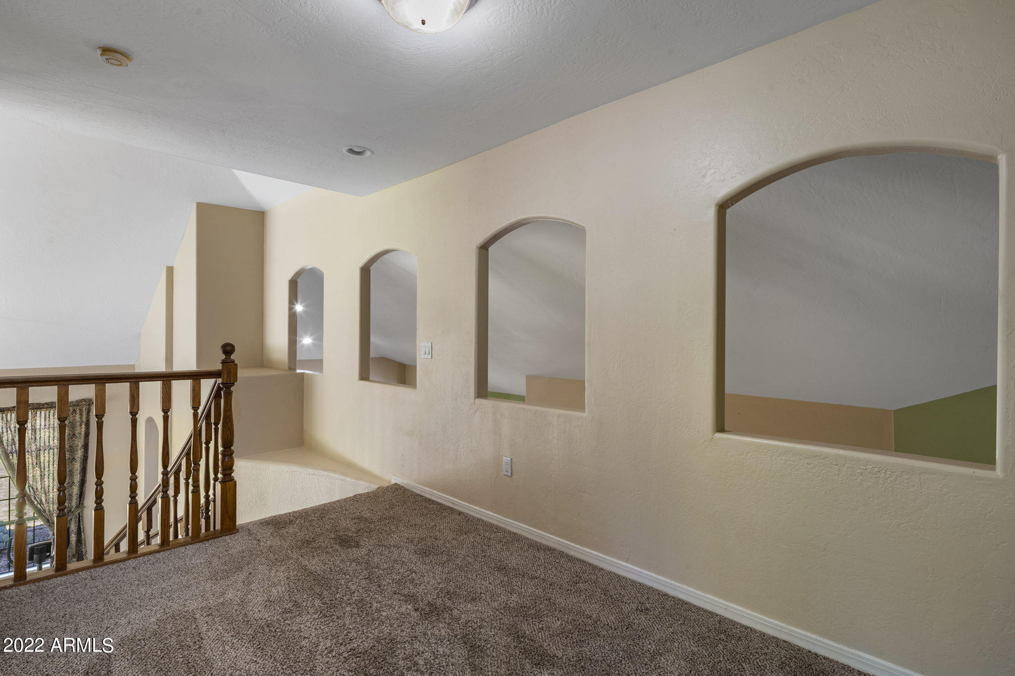 3635 E OASIS Circle