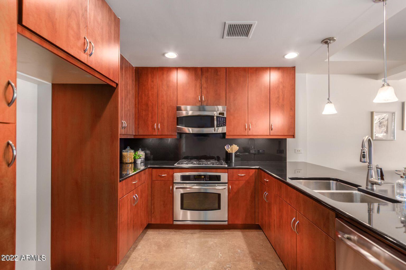 7161 E RANCHO VISTA Drive Unit: 1013