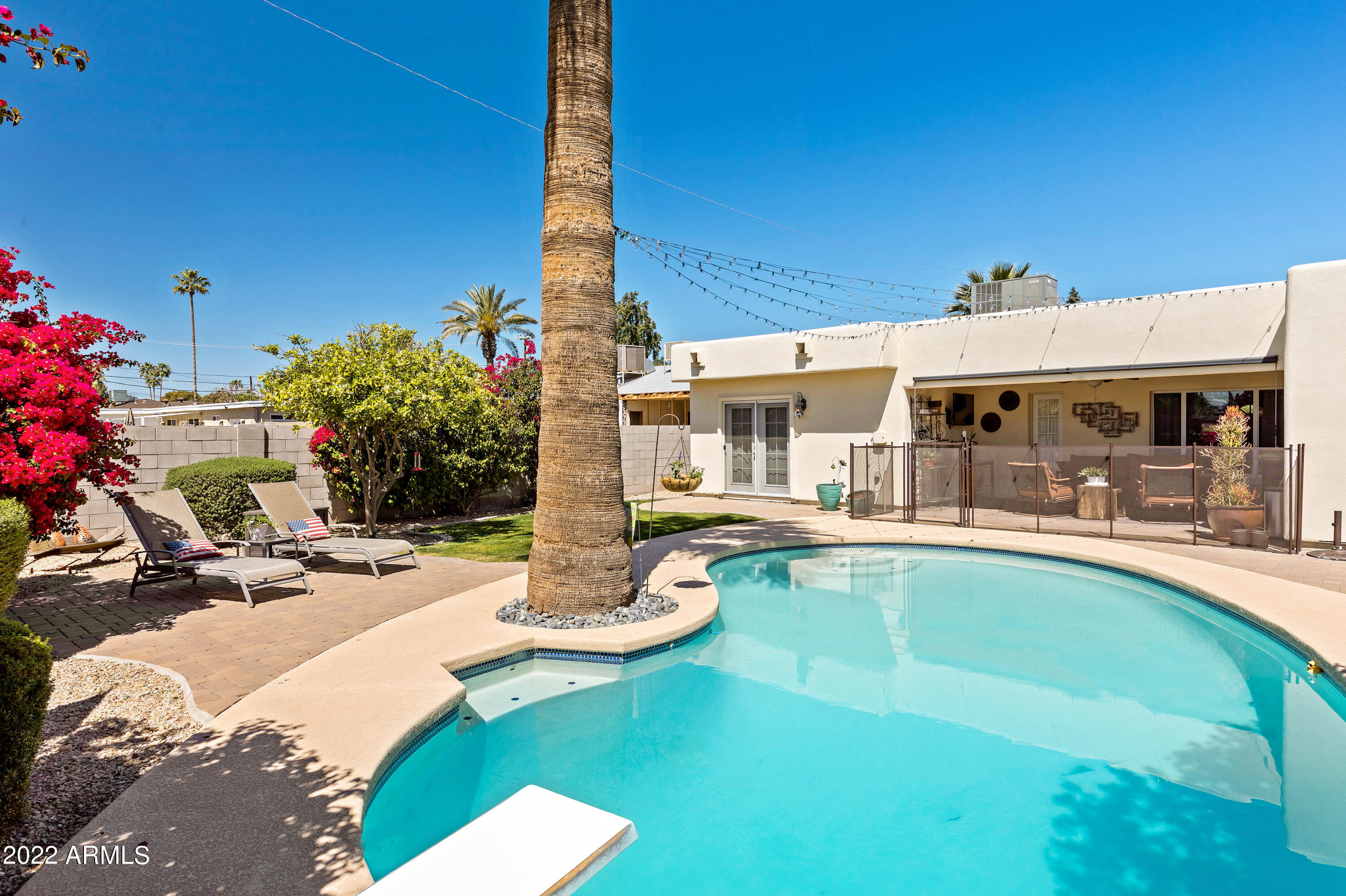 4301 E Calle Redonda --