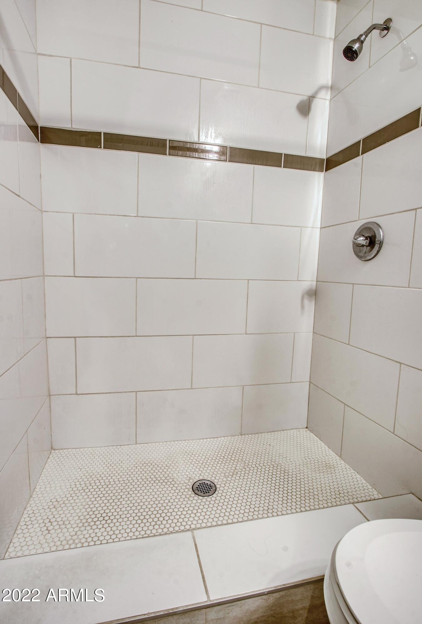 5202 S 46TH Place