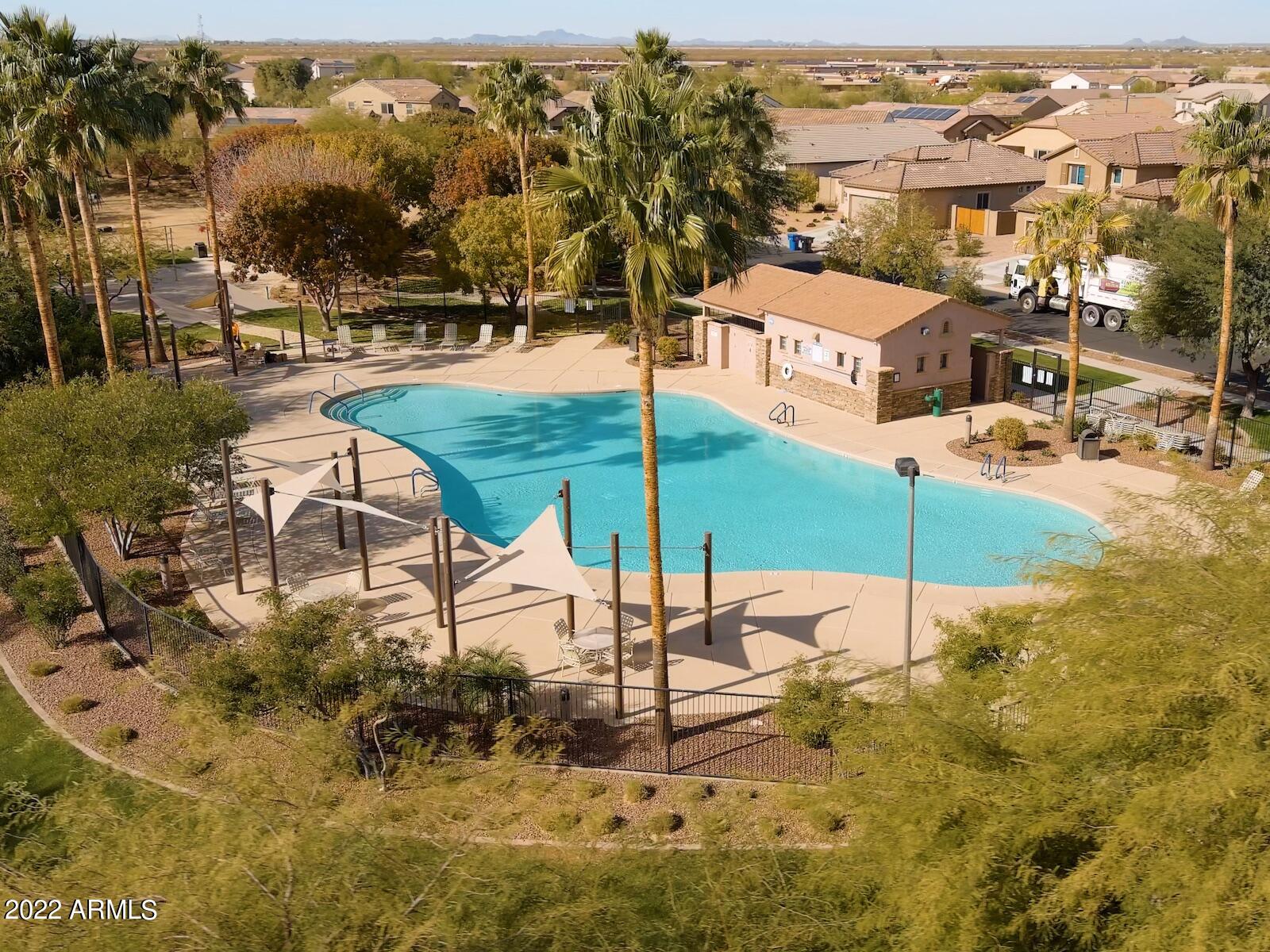 17299 W RED FOX Road