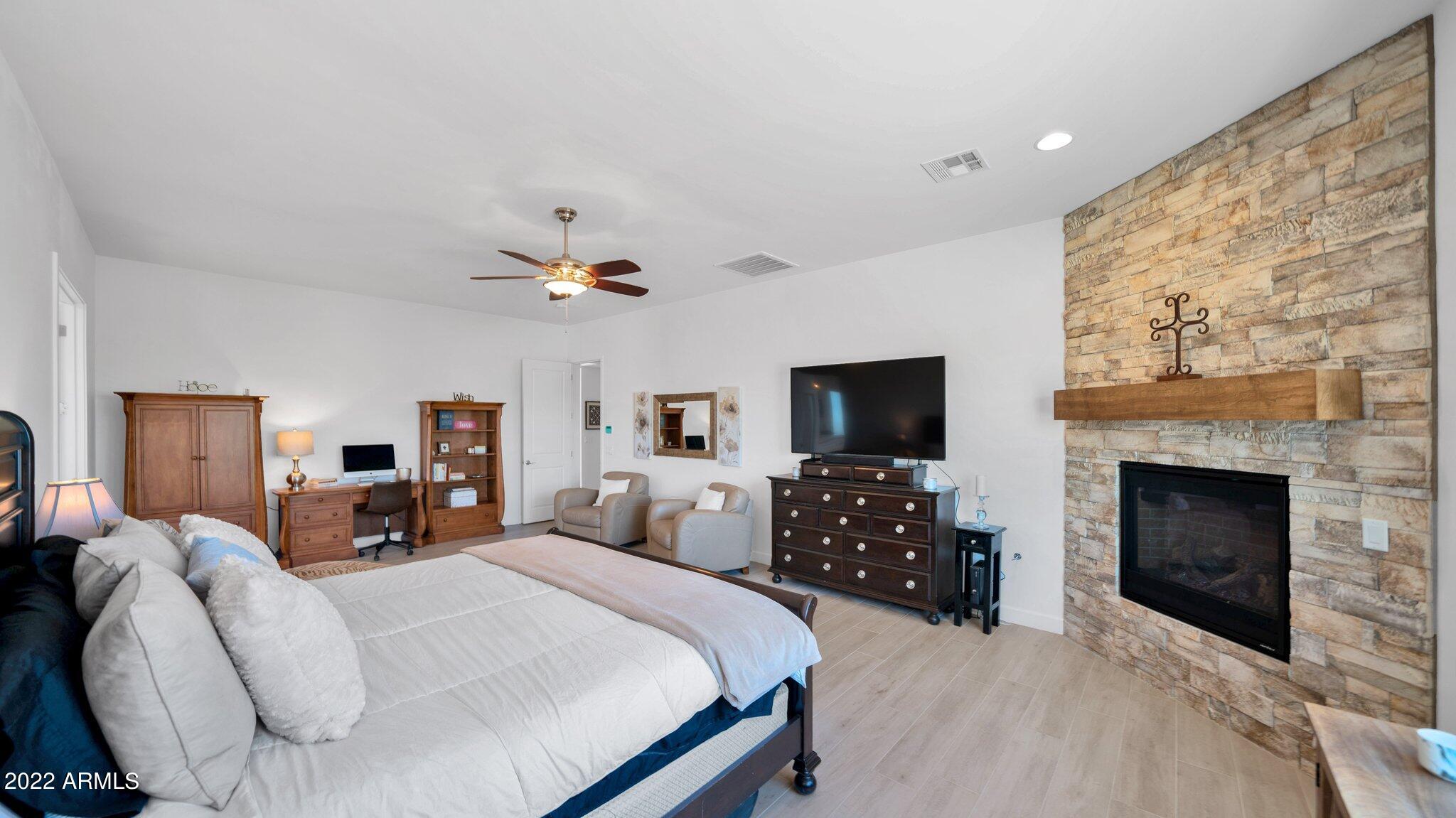 31217 N RANCH Road