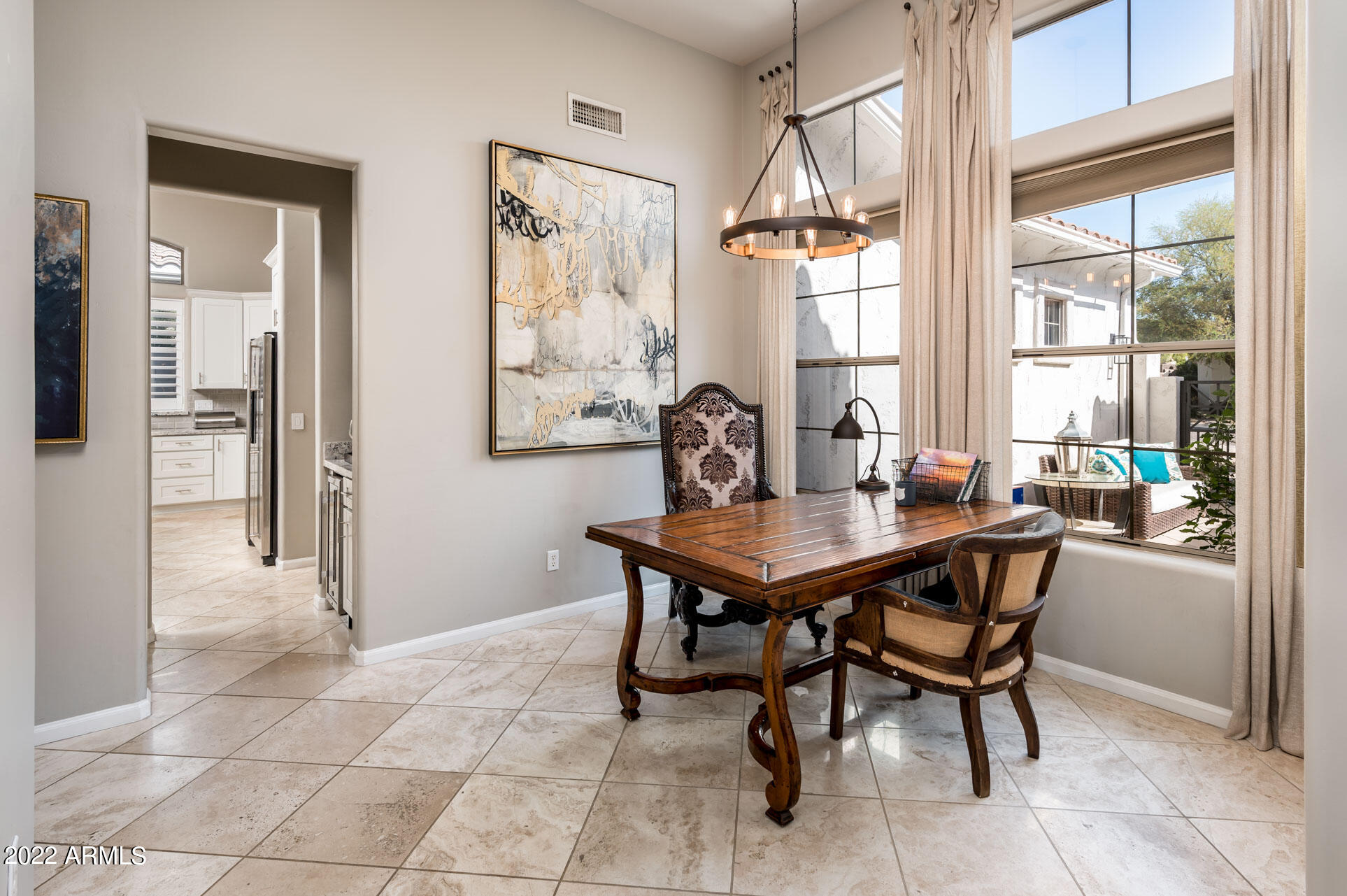 7673 E CALLE DE LAS BRISAS --