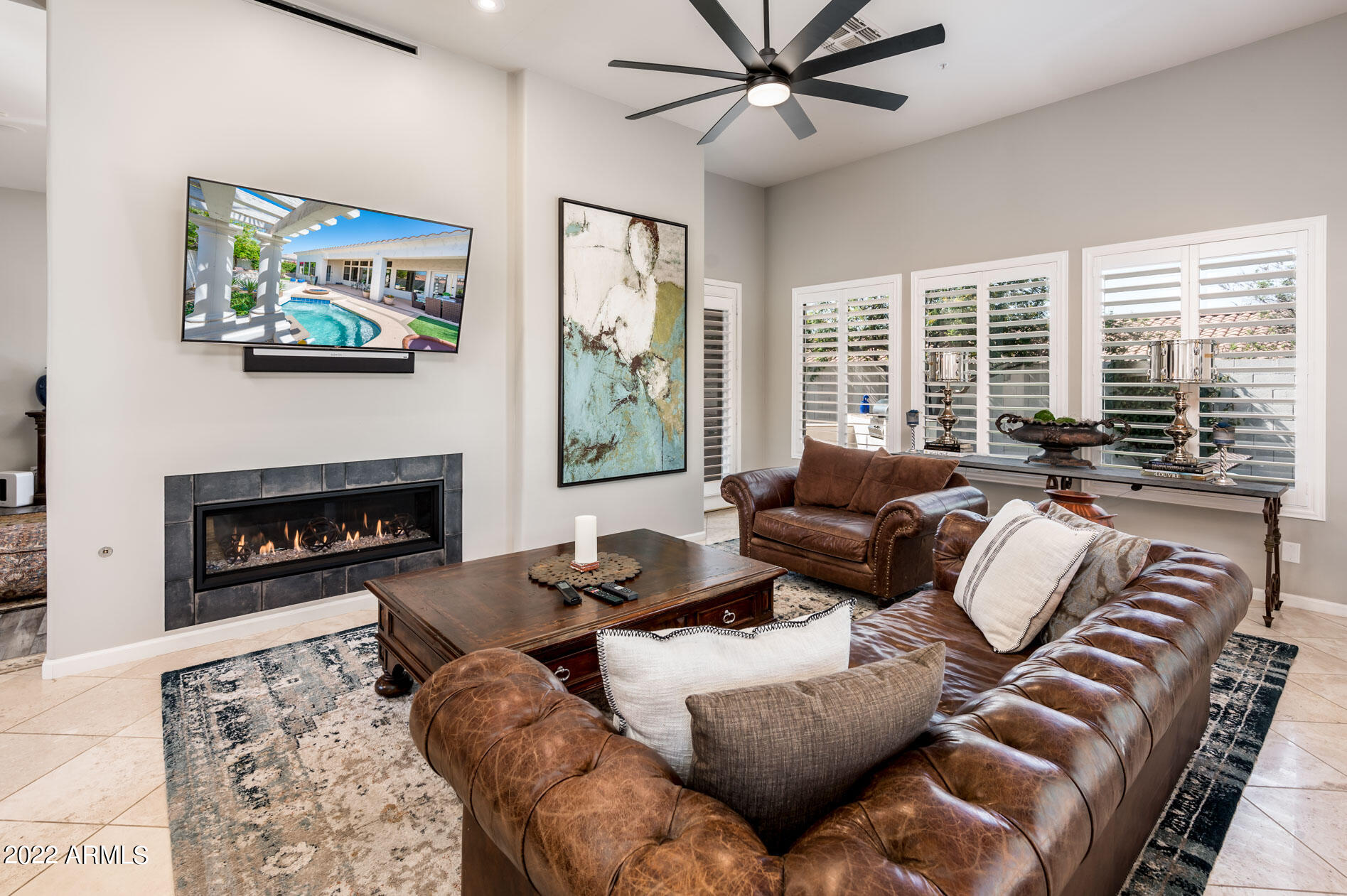 7673 E CALLE DE LAS BRISAS --