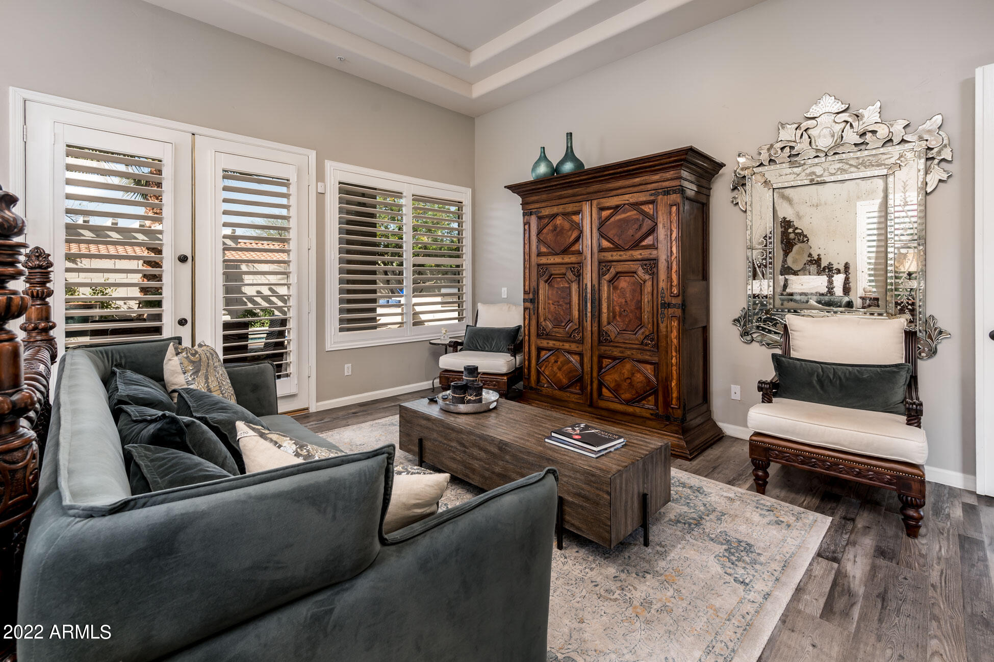 7673 E CALLE DE LAS BRISAS --