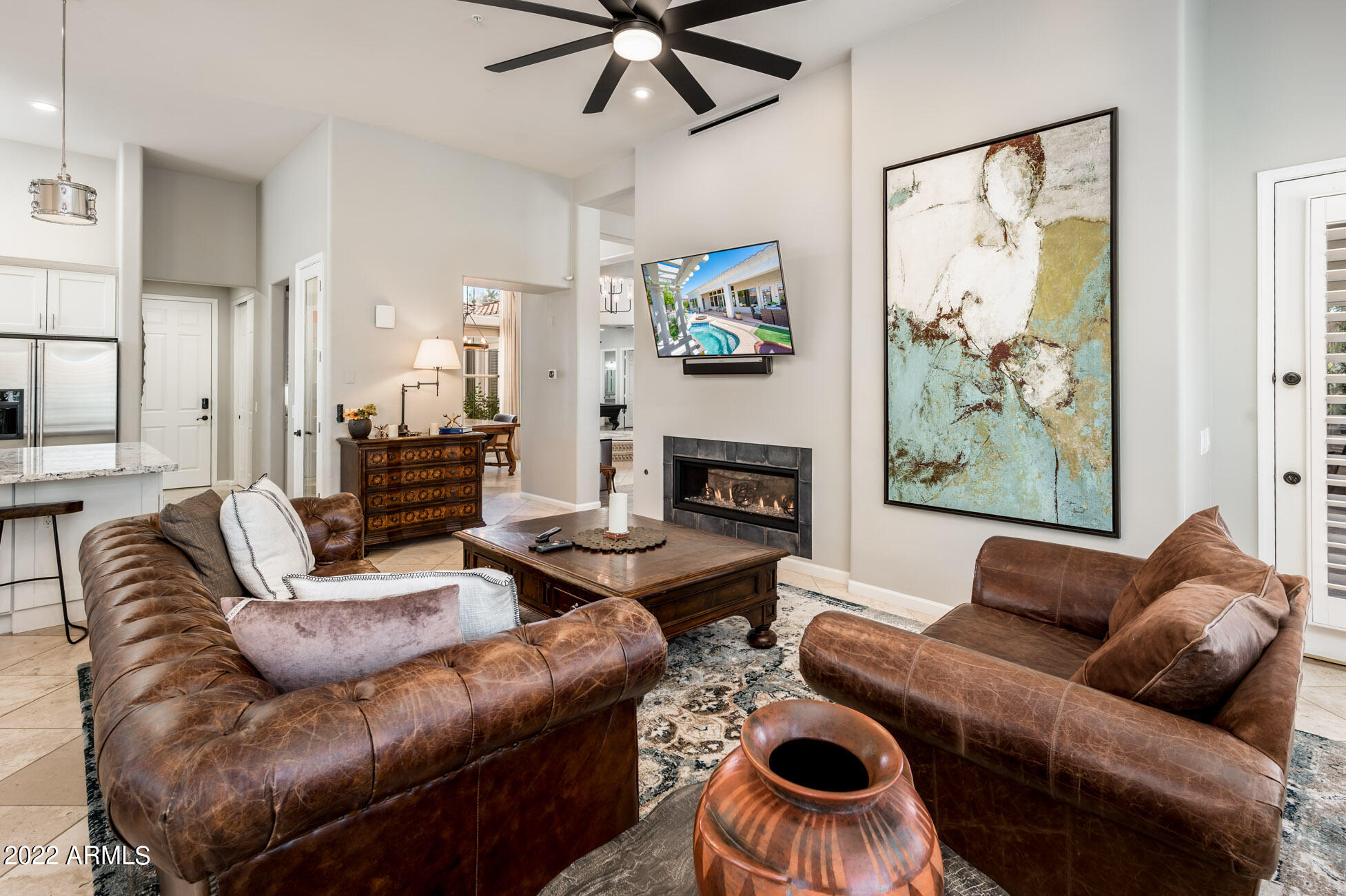 7673 E CALLE DE LAS BRISAS --