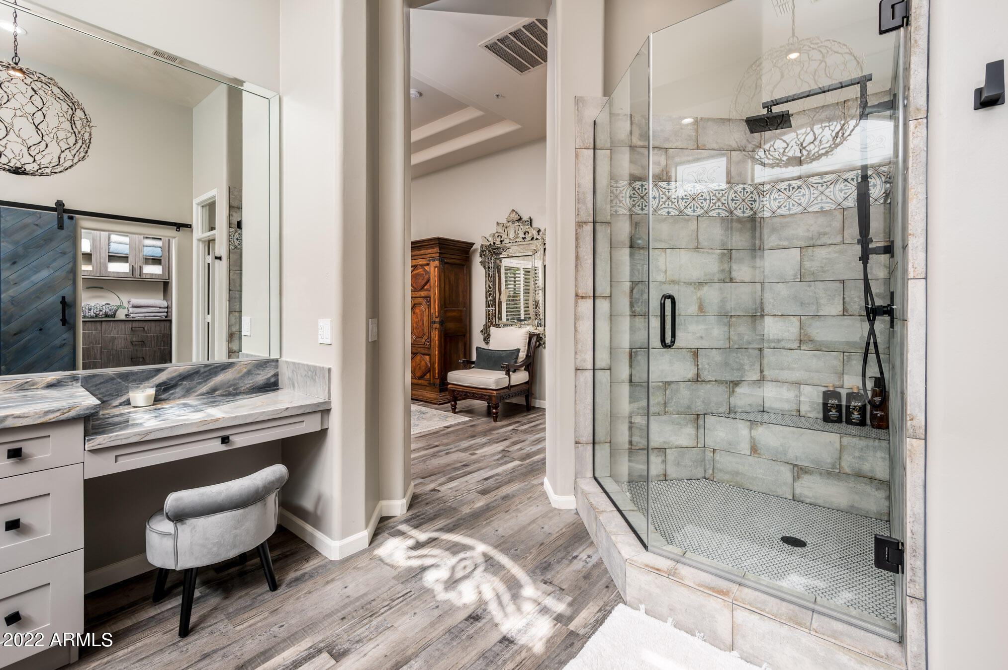 7673 E CALLE DE LAS BRISAS --