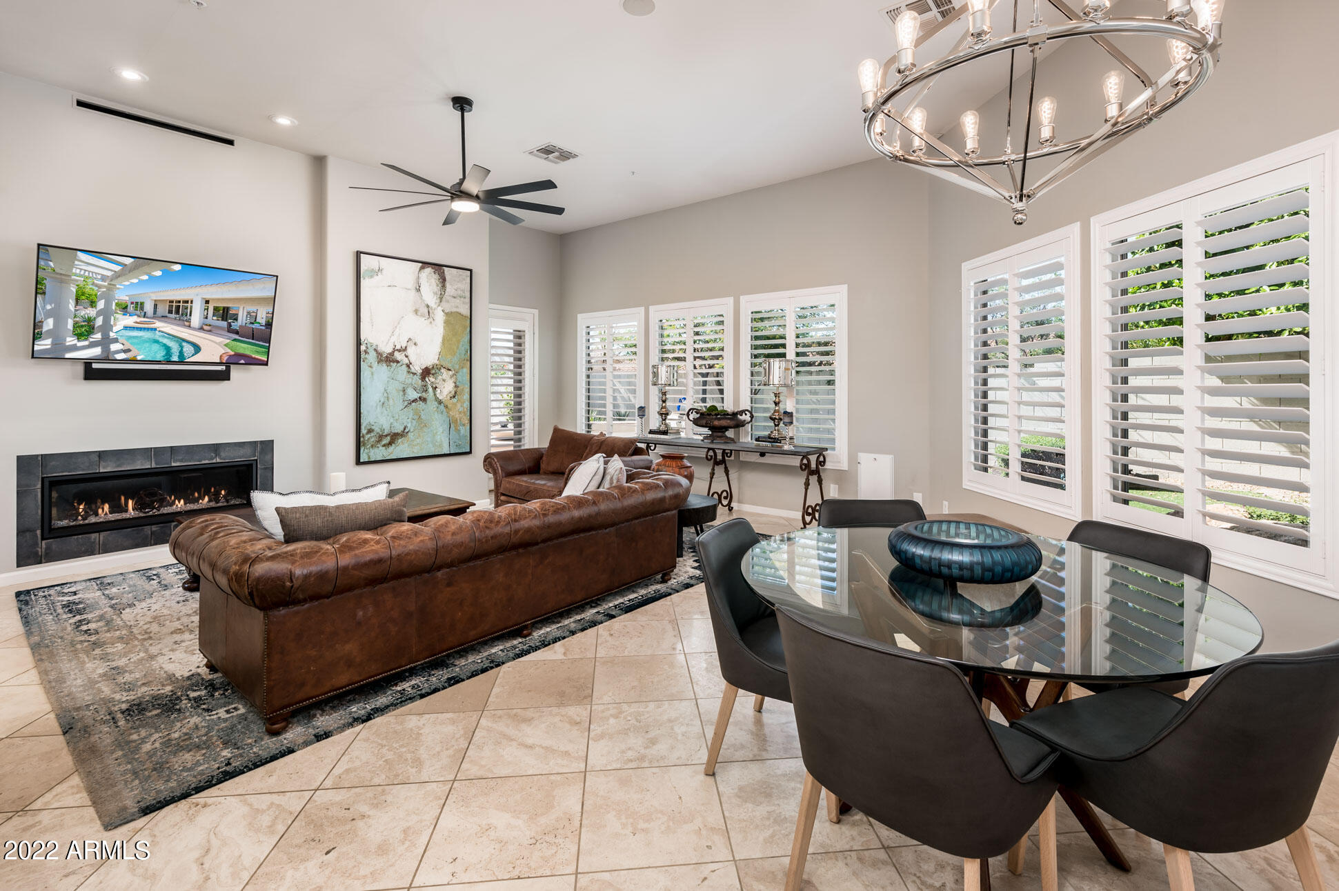 7673 E CALLE DE LAS BRISAS --