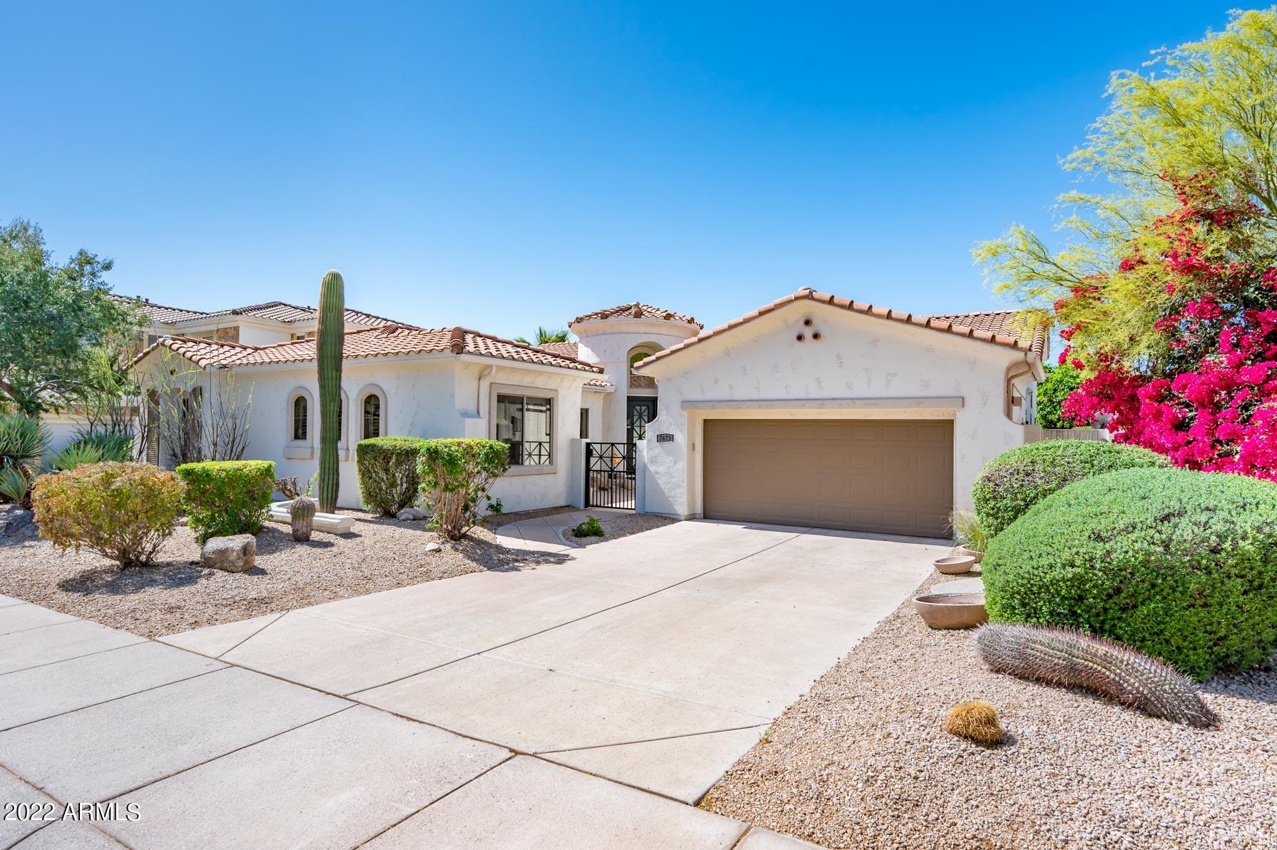 7673 E CALLE DE LAS BRISAS --