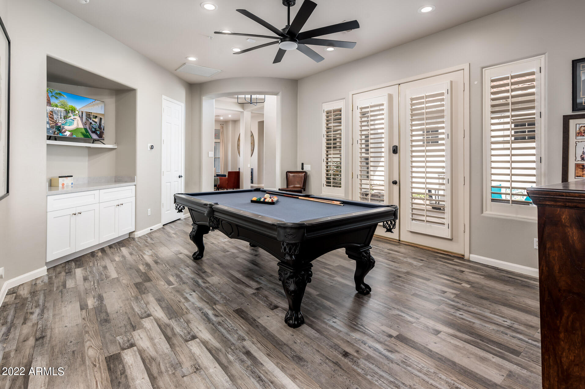 7673 E CALLE DE LAS BRISAS --