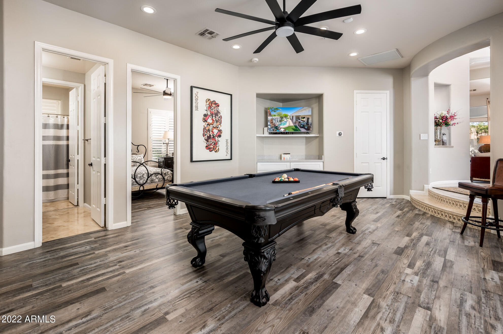 7673 E CALLE DE LAS BRISAS --