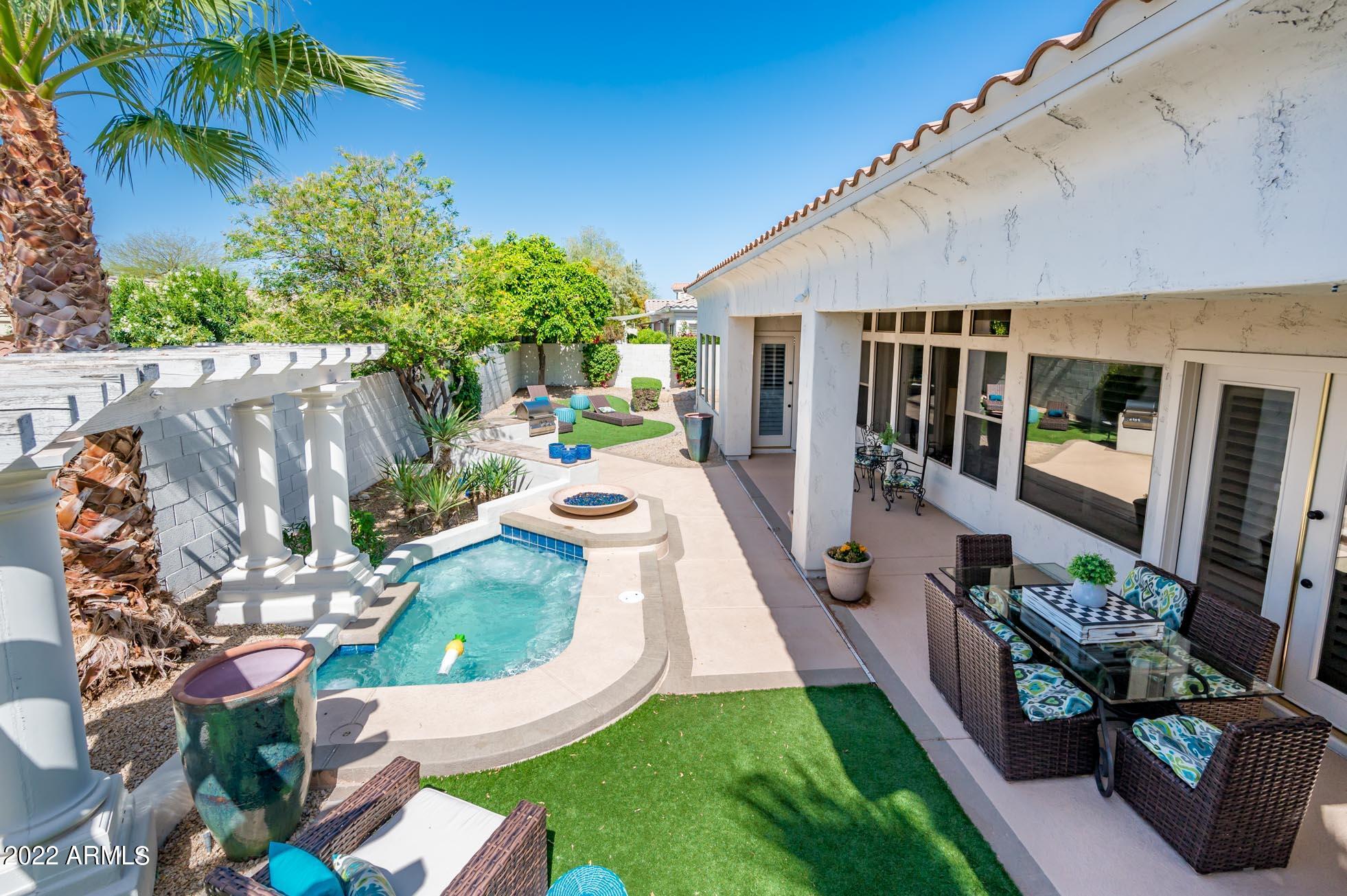 7673 E CALLE DE LAS BRISAS --