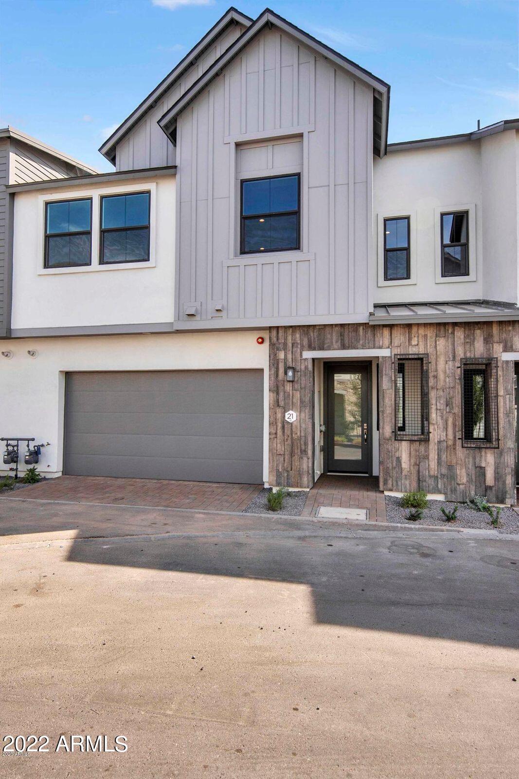 3200 N 39th Street Unit: 21