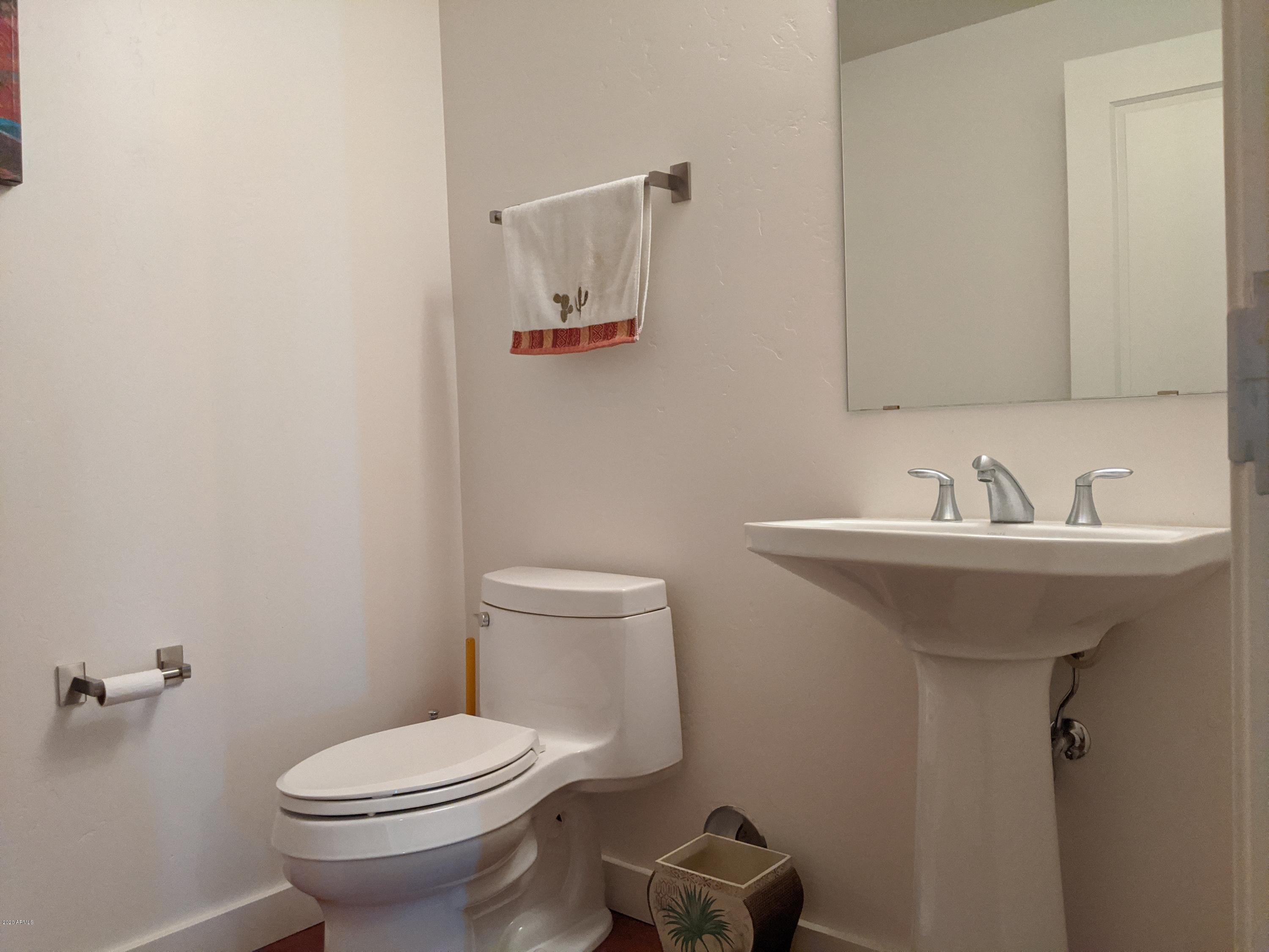 310 S 4TH Street Unit: 1305