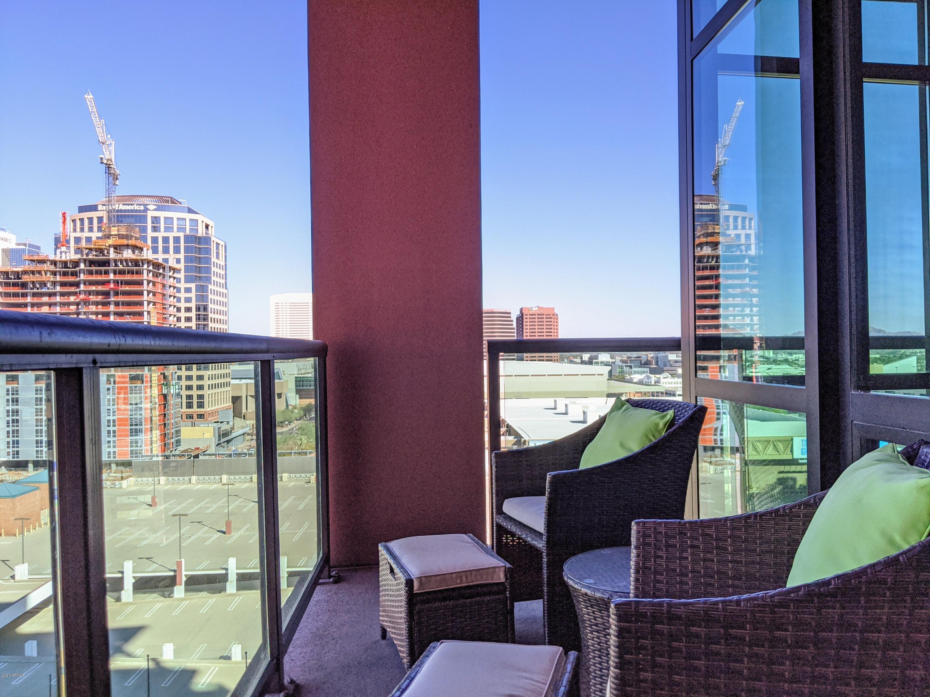 310 S 4TH Street Unit: 1305