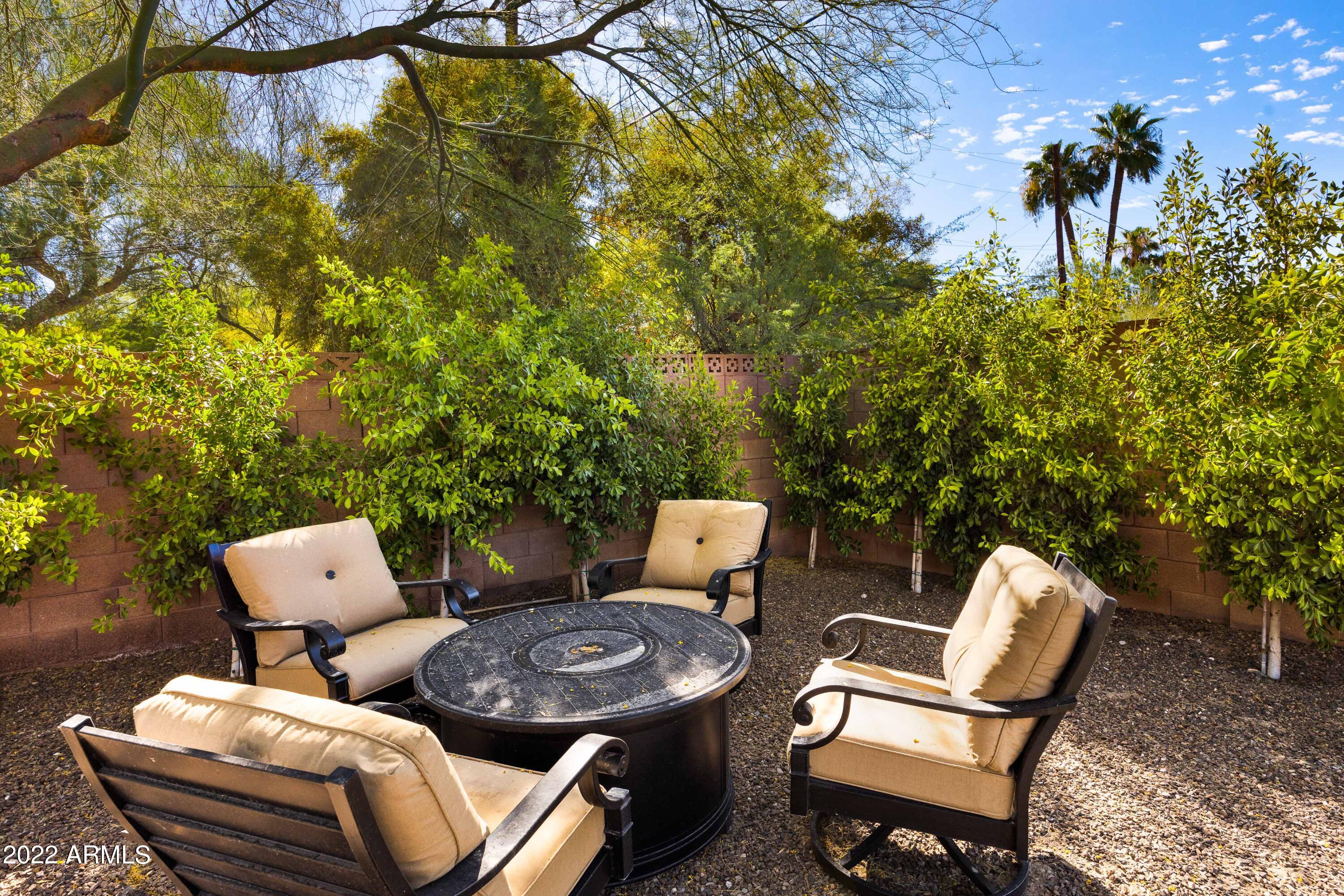 4026 E Saint Joseph Way
