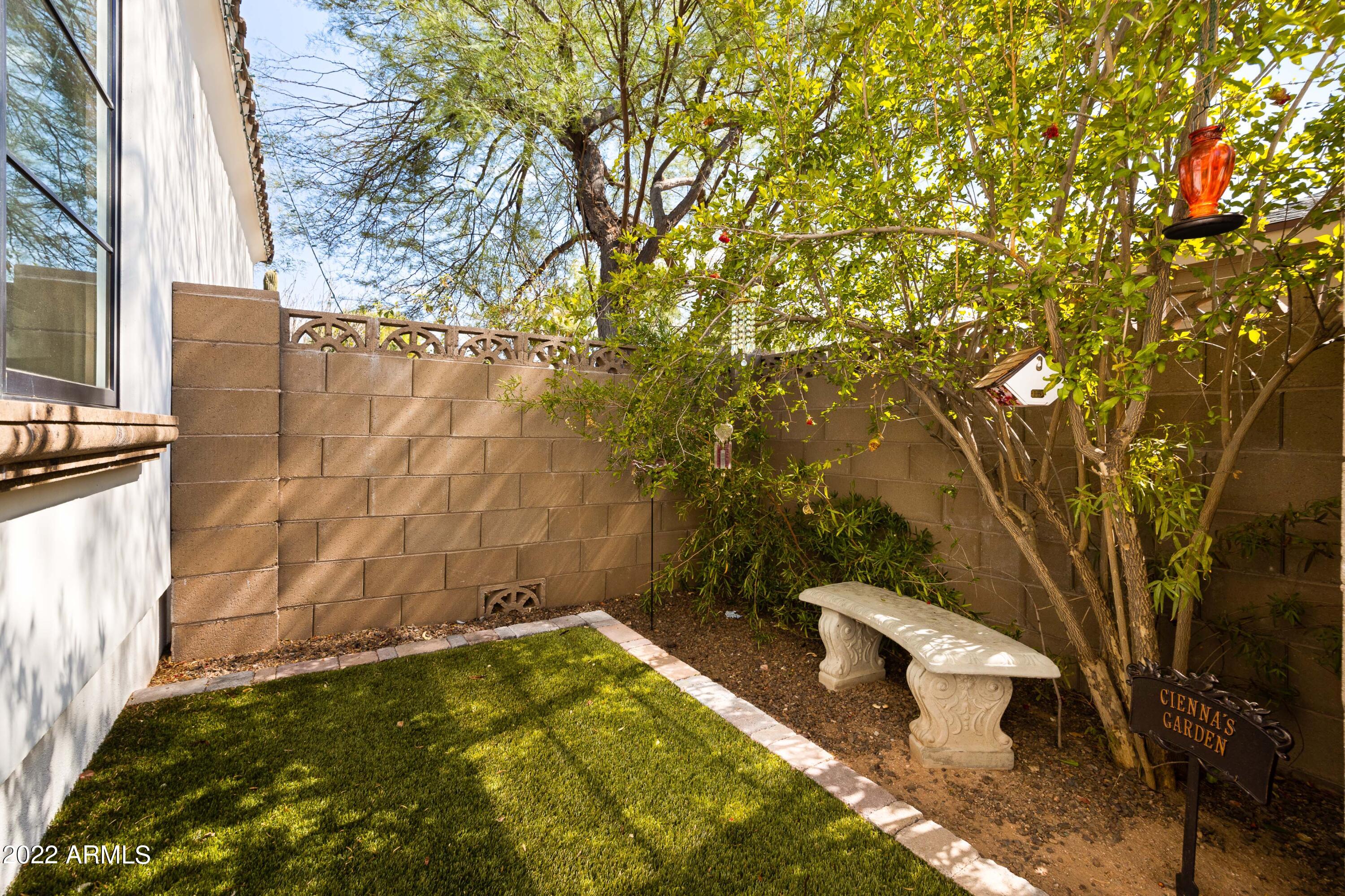 4026 E Saint Joseph Way